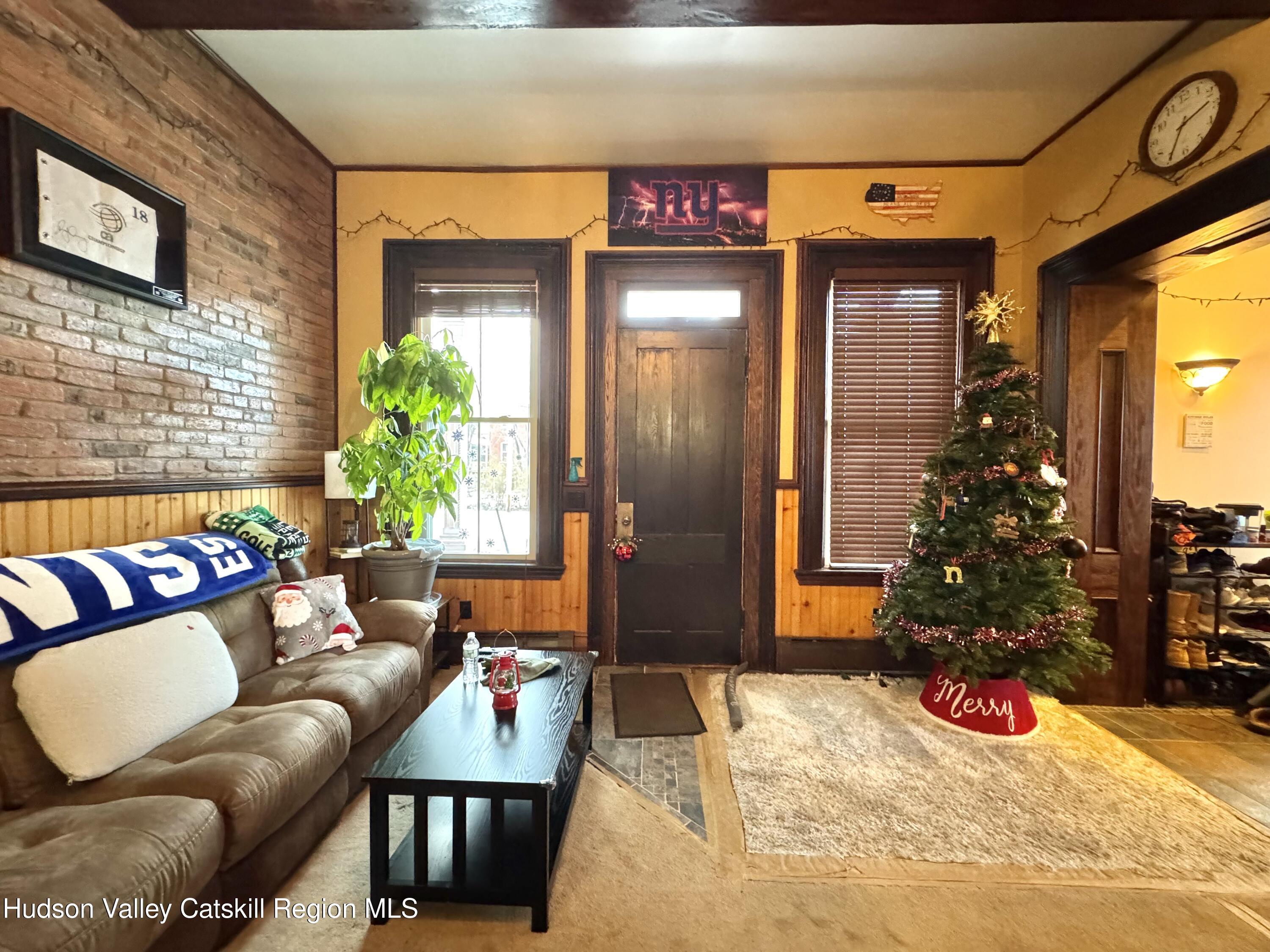 147-151 Grandview Avenue