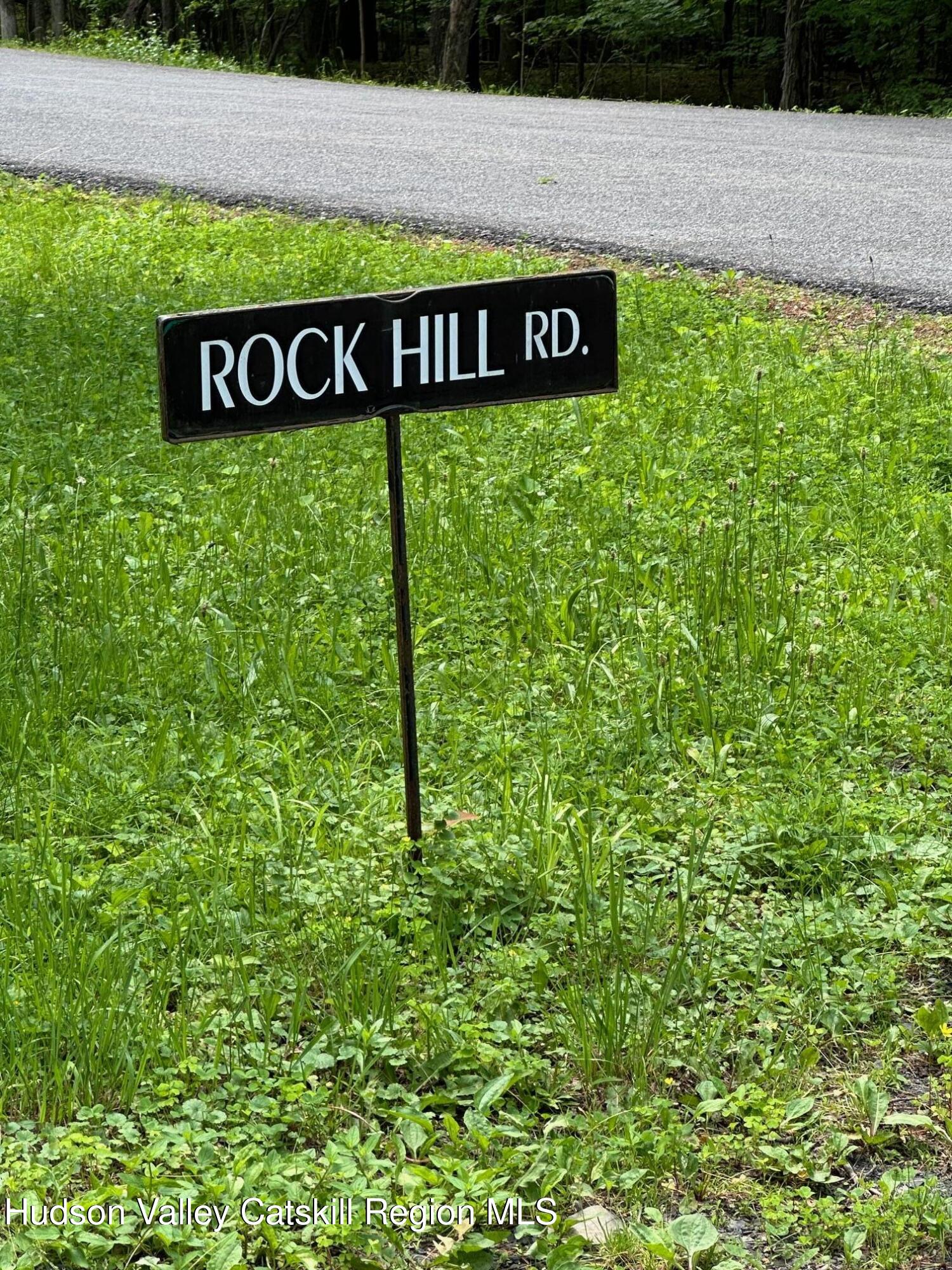 11 Rock Hill Road