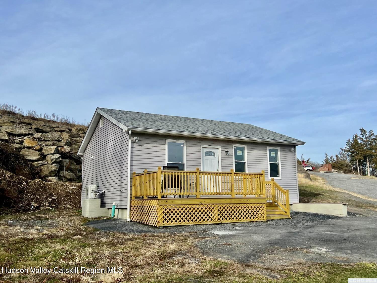 555 Green Lake Road