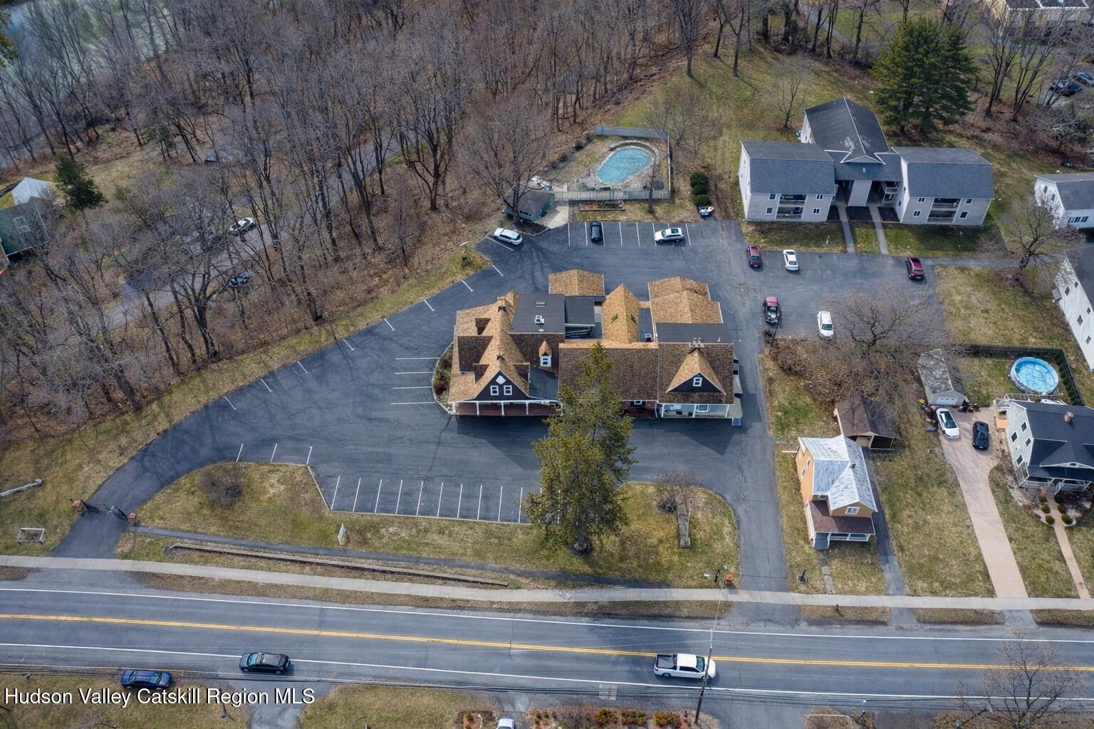 139 Jefferson Heights 3