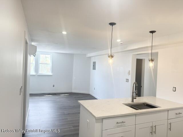 473 Main Street 1