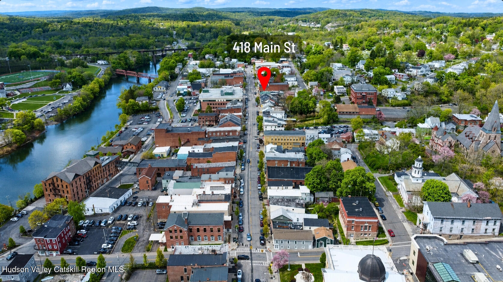 418 Main Street