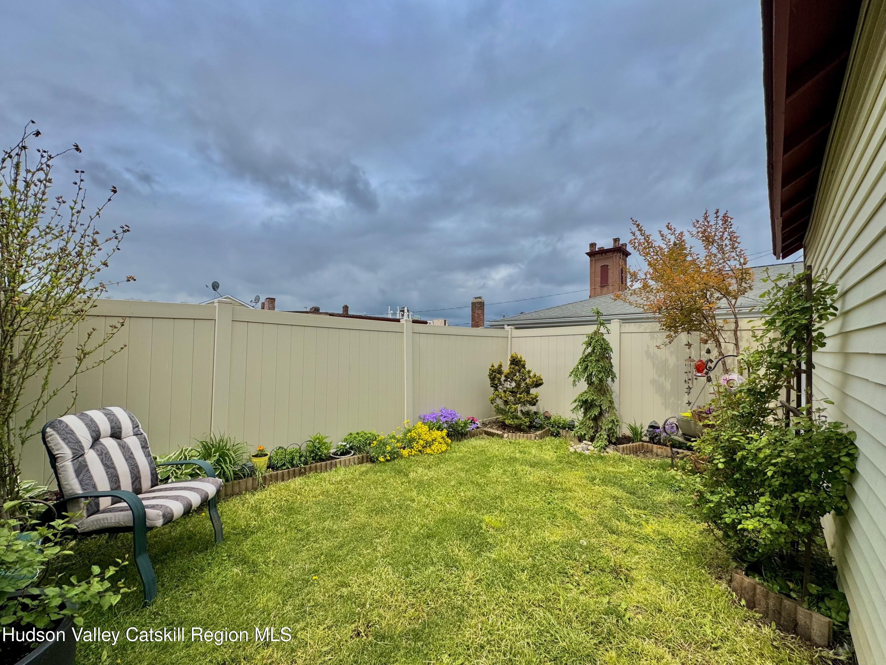15 Livingston Street 1