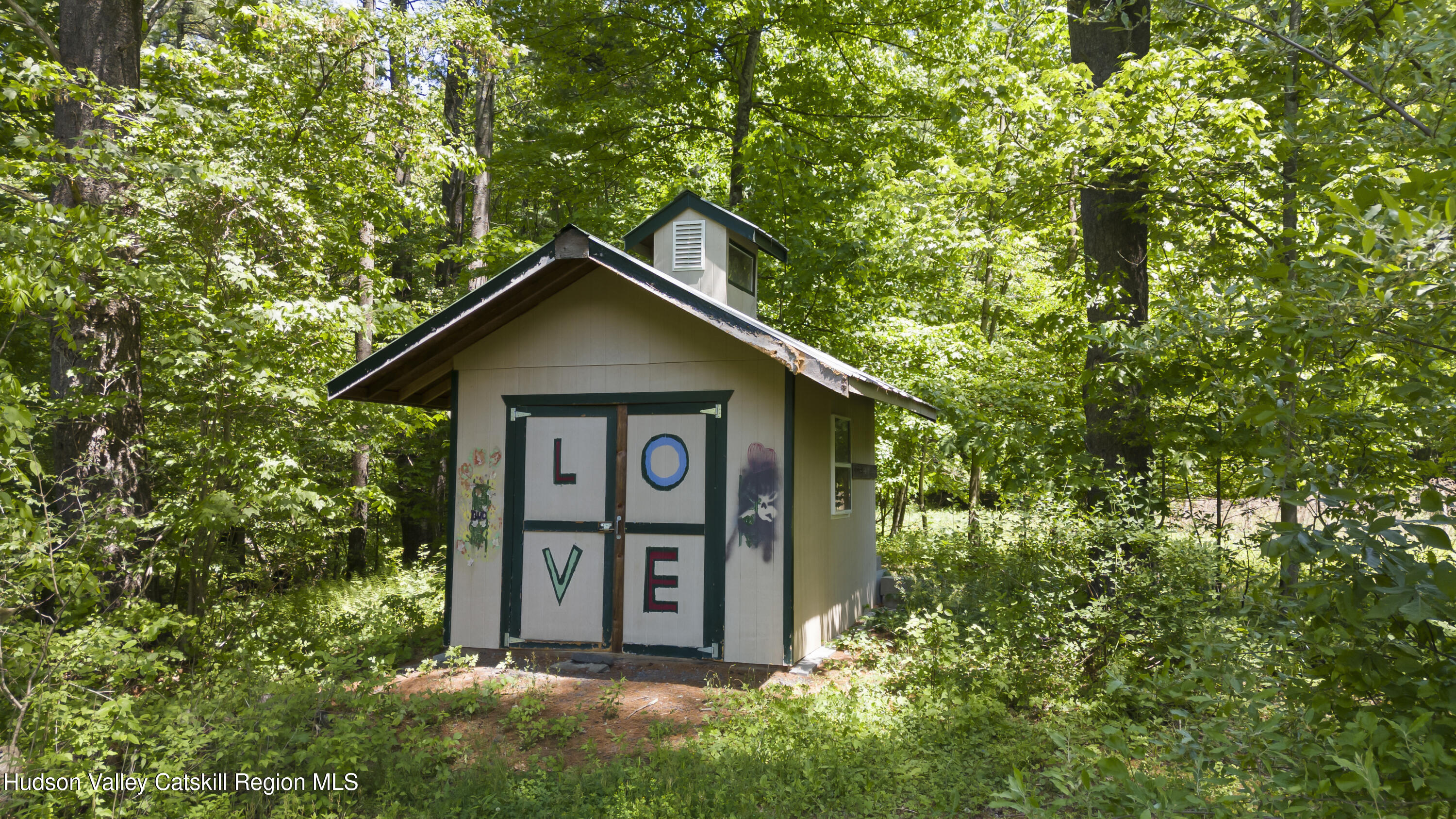 716 Sandy Plains Road