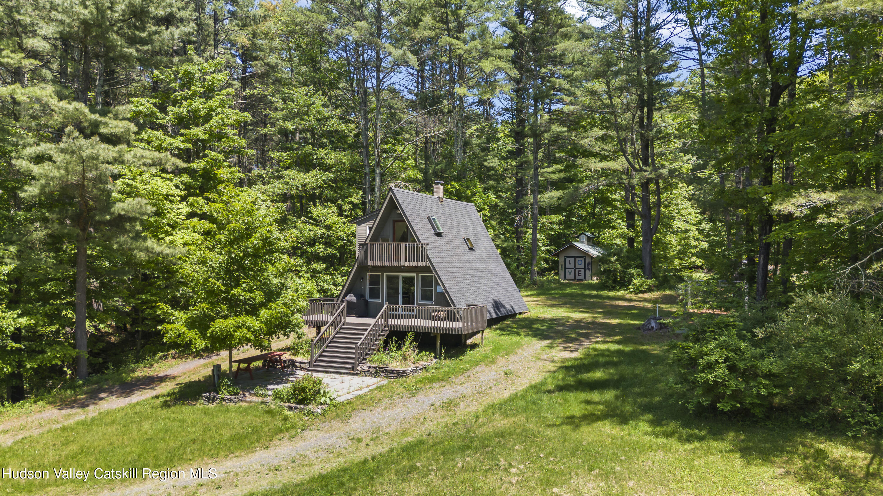 716 Sandy Plains Road