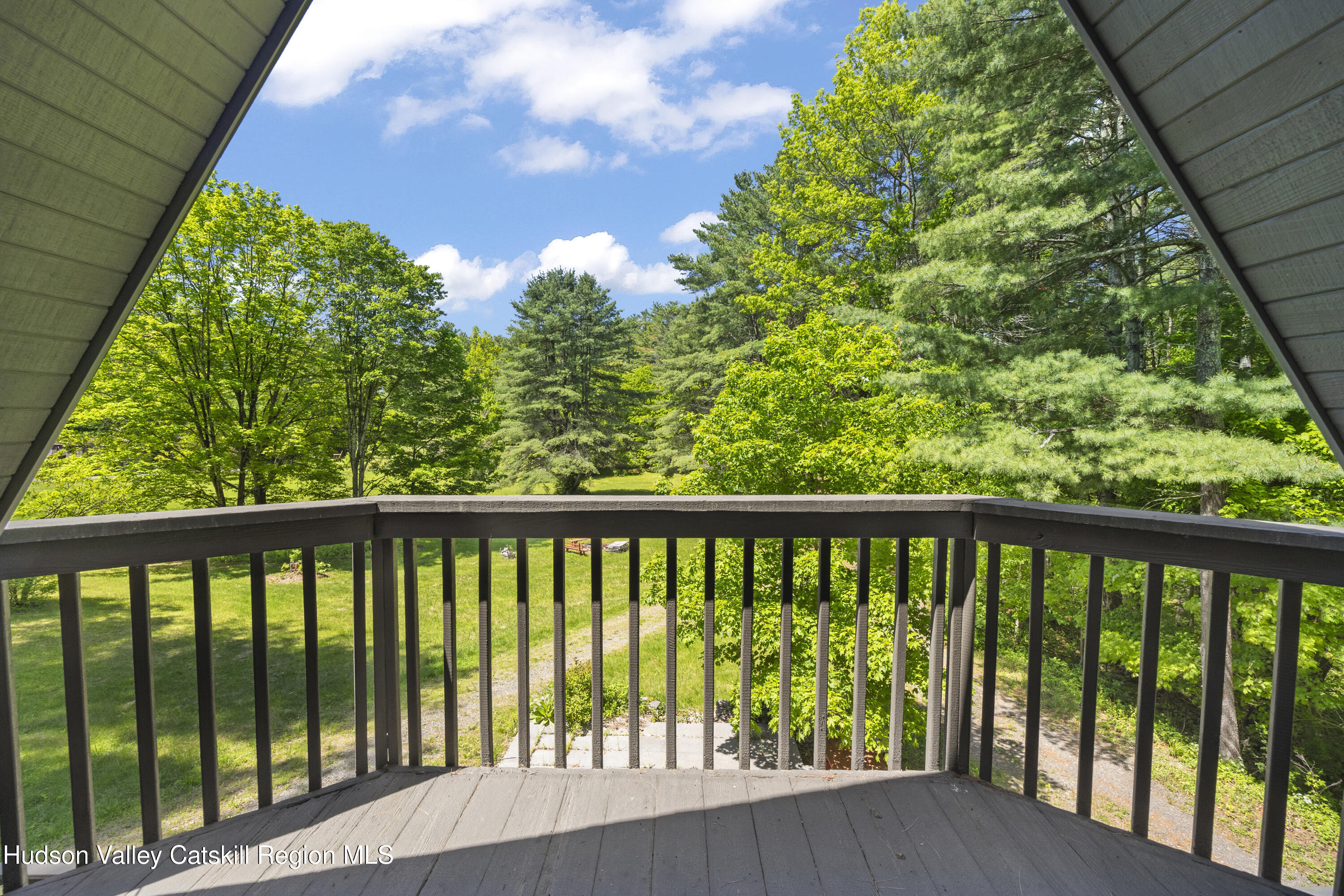 716 Sandy Plains Road