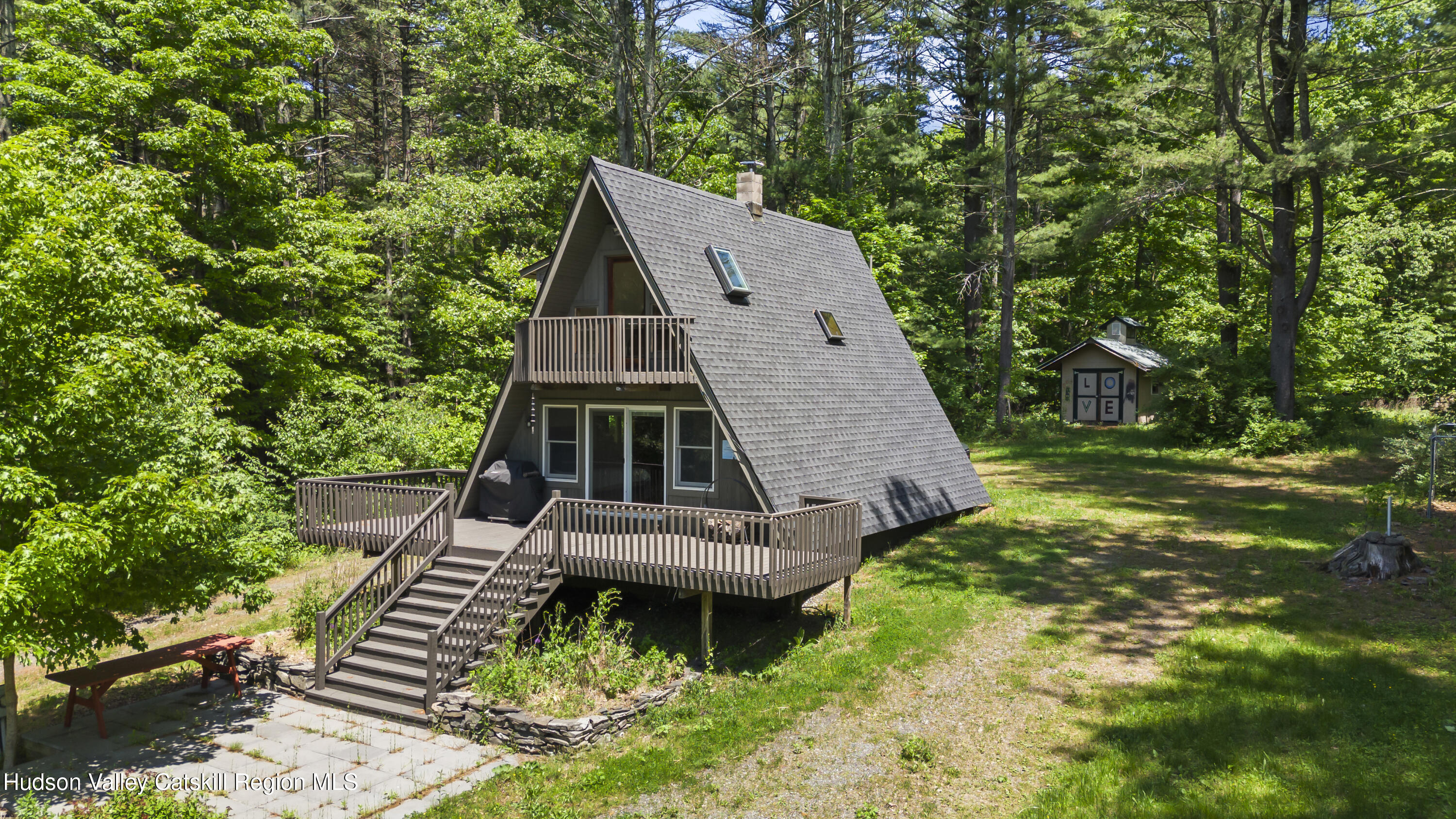 716 Sandy Plains Road