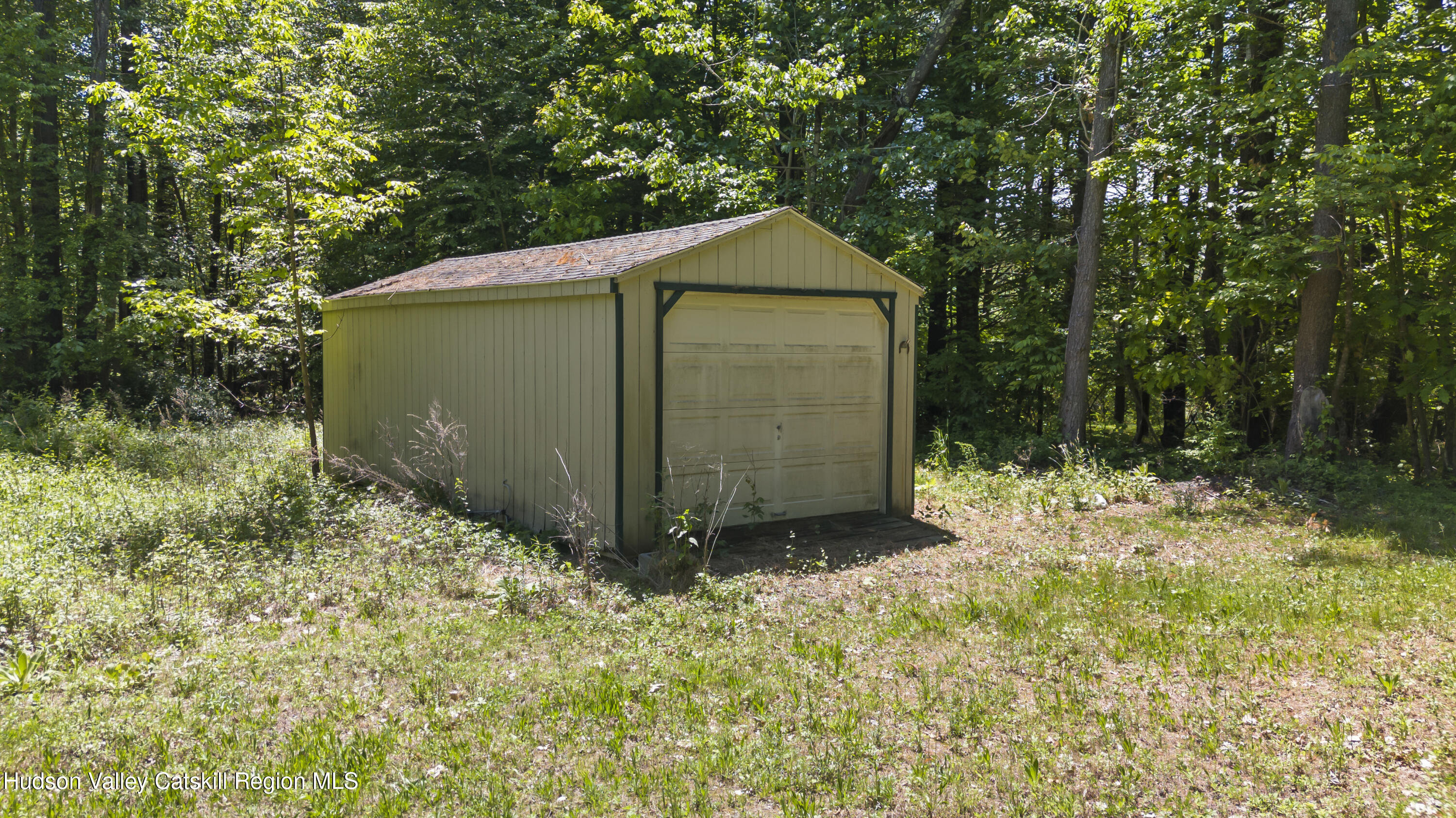 716 Sandy Plains Road