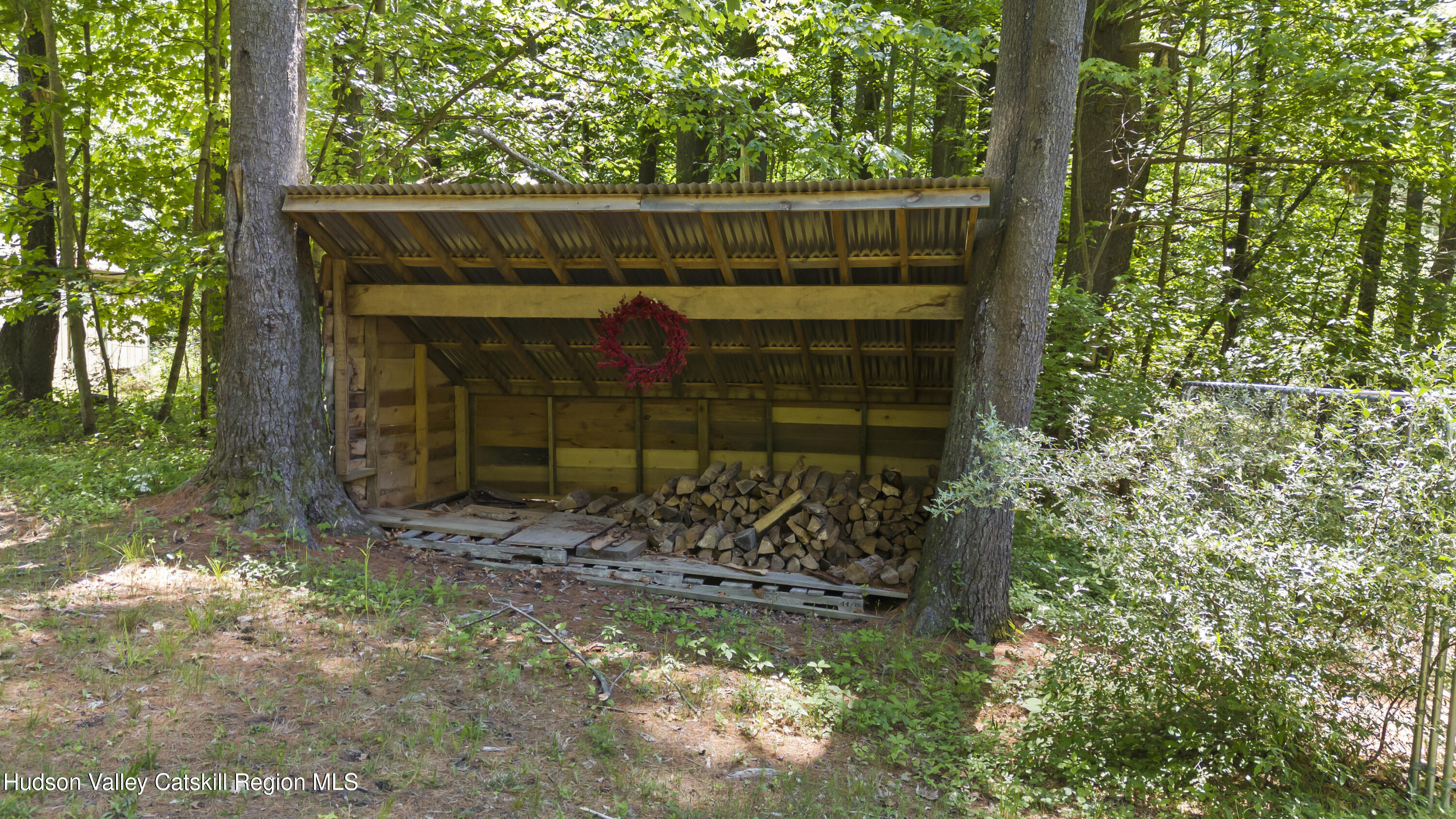 716 Sandy Plains Road