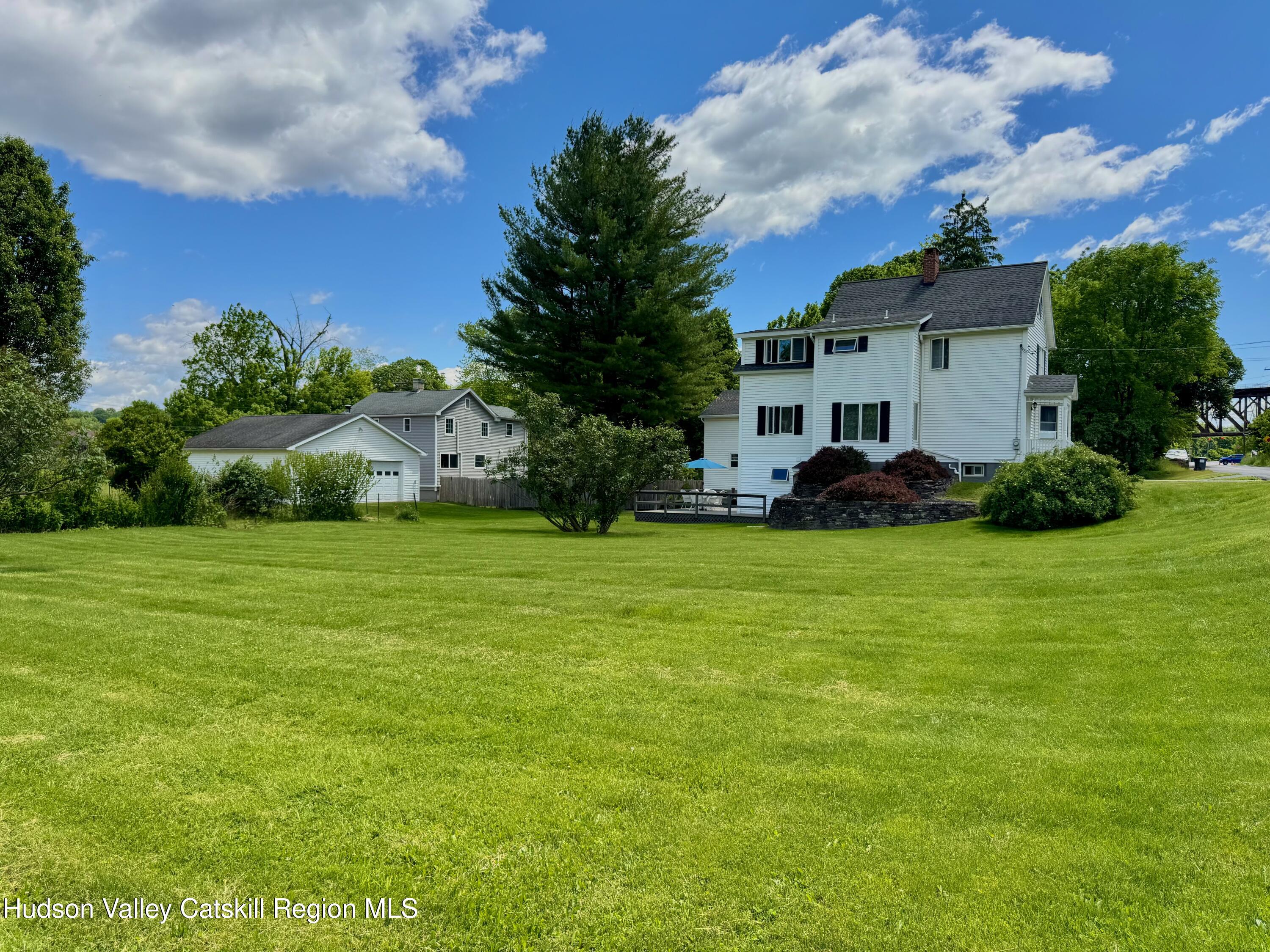 470 W Main Street