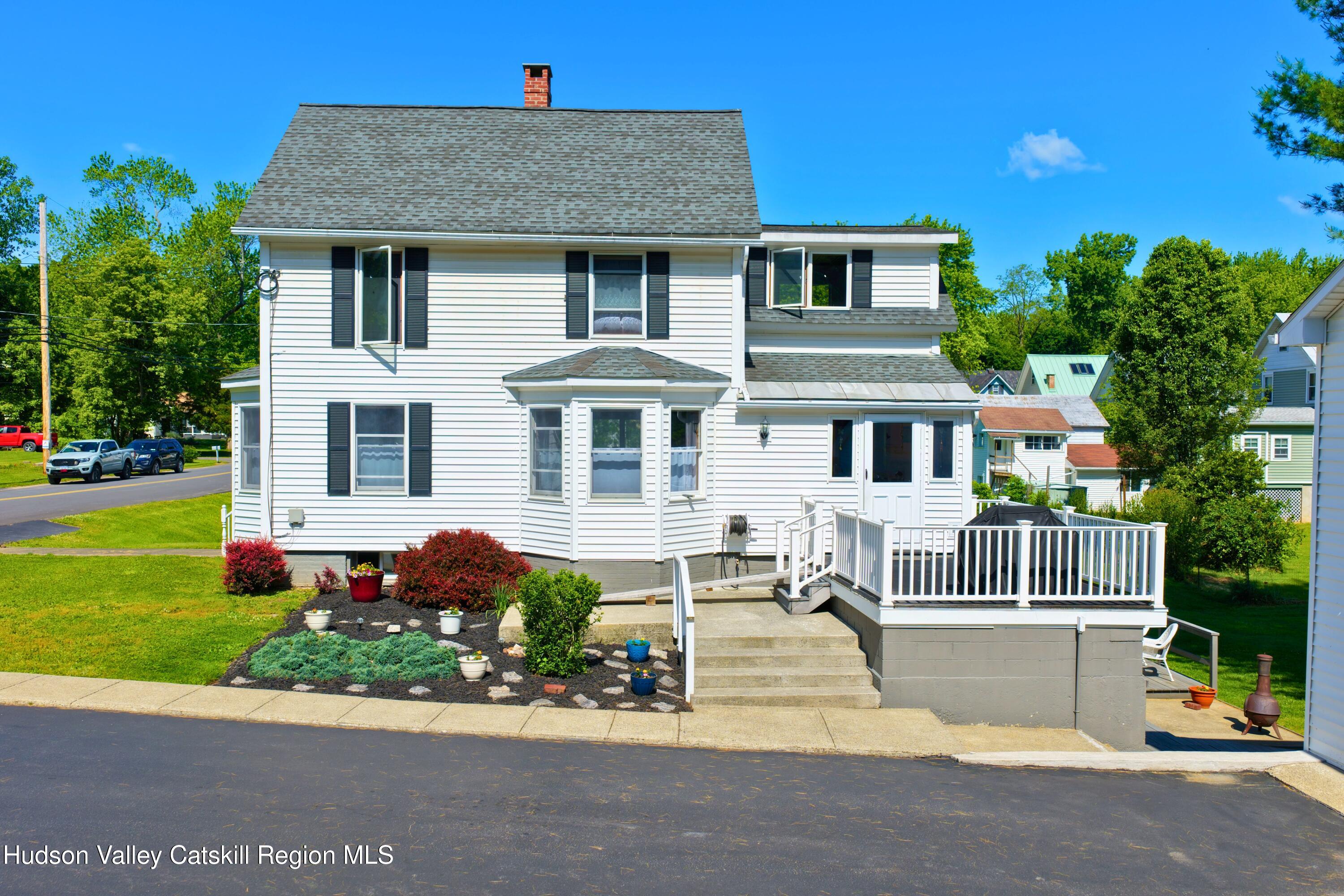 470 W Main Street