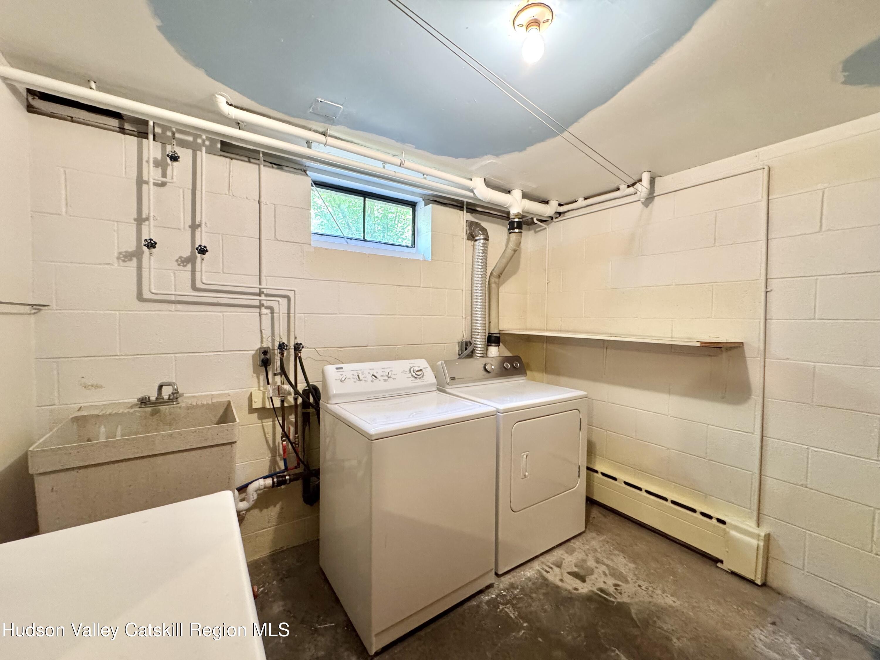 4492 New York 32