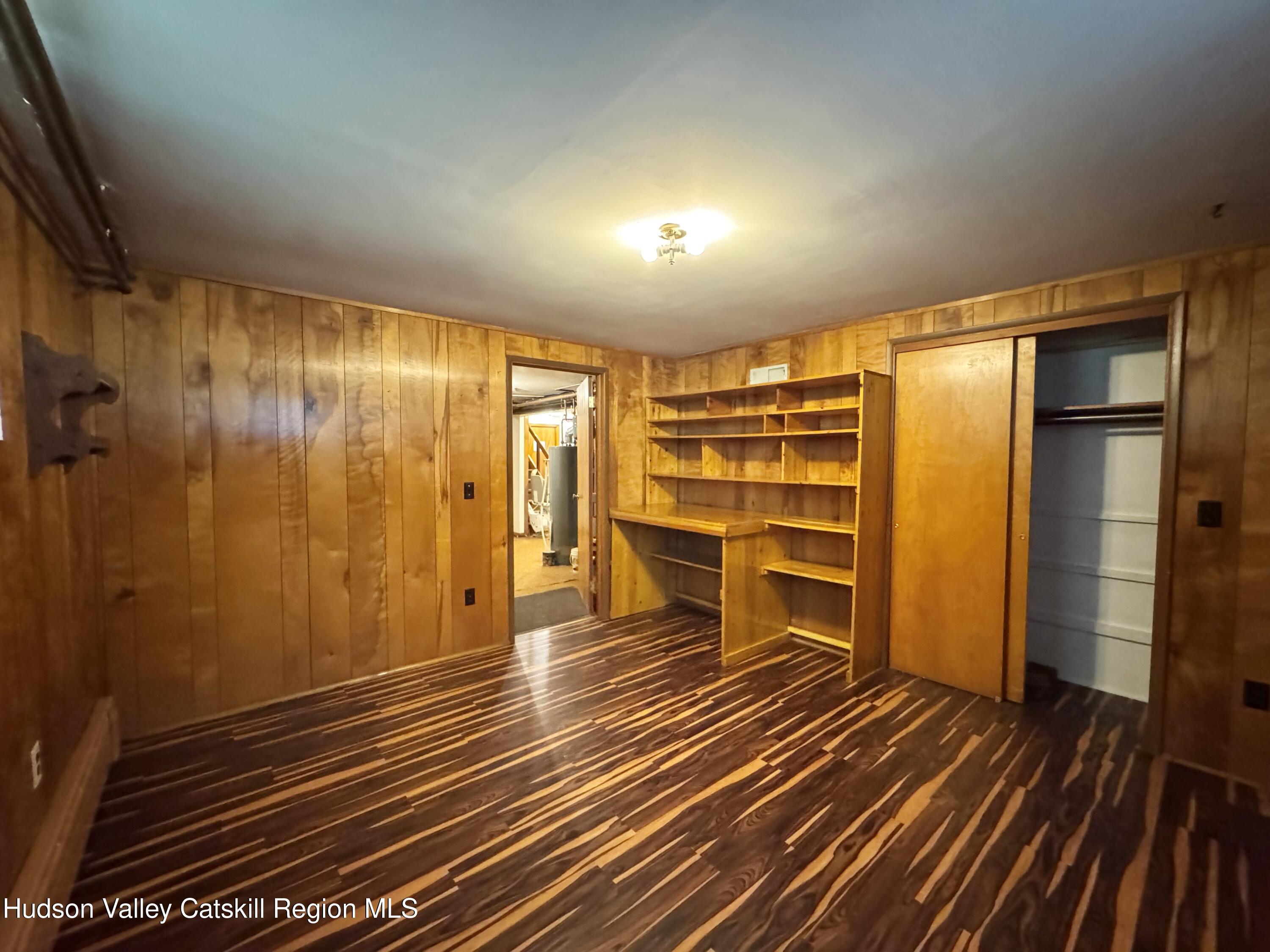 4492 New York 32