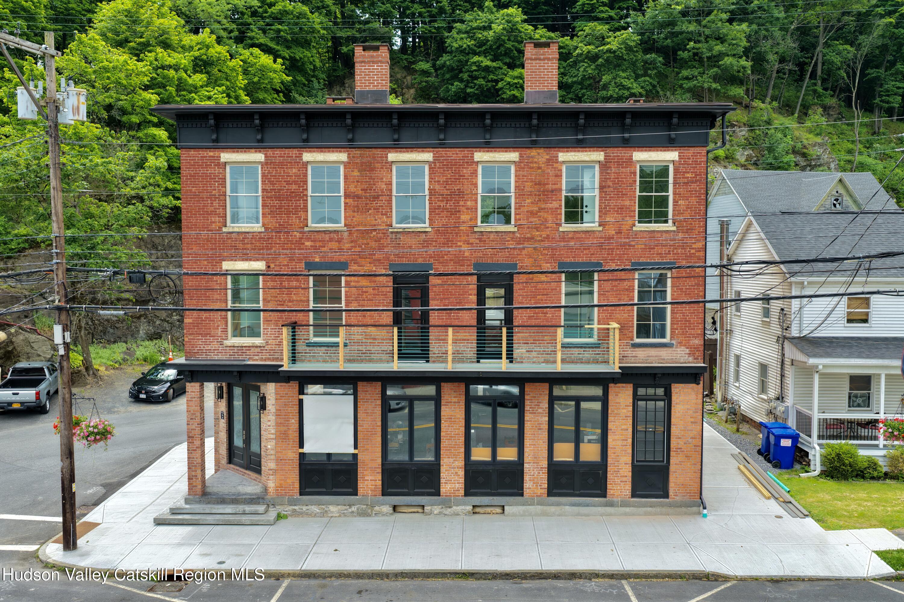 51 West Bridge St 2