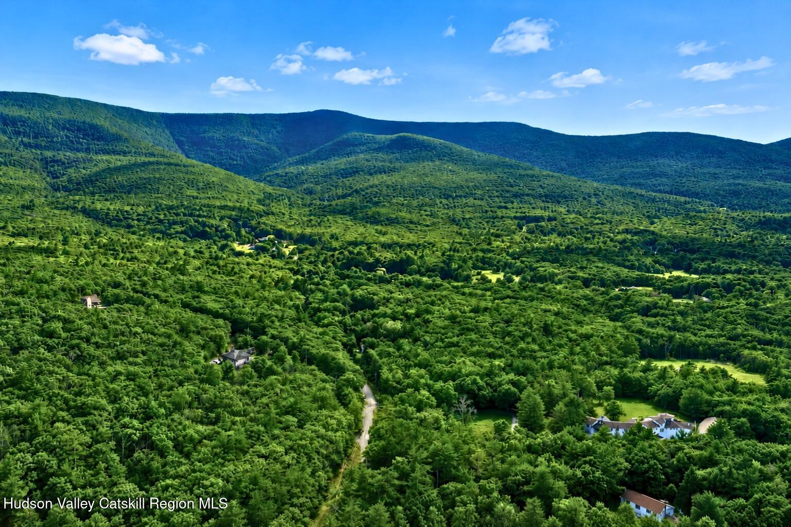 334 Pollys Rock Road
