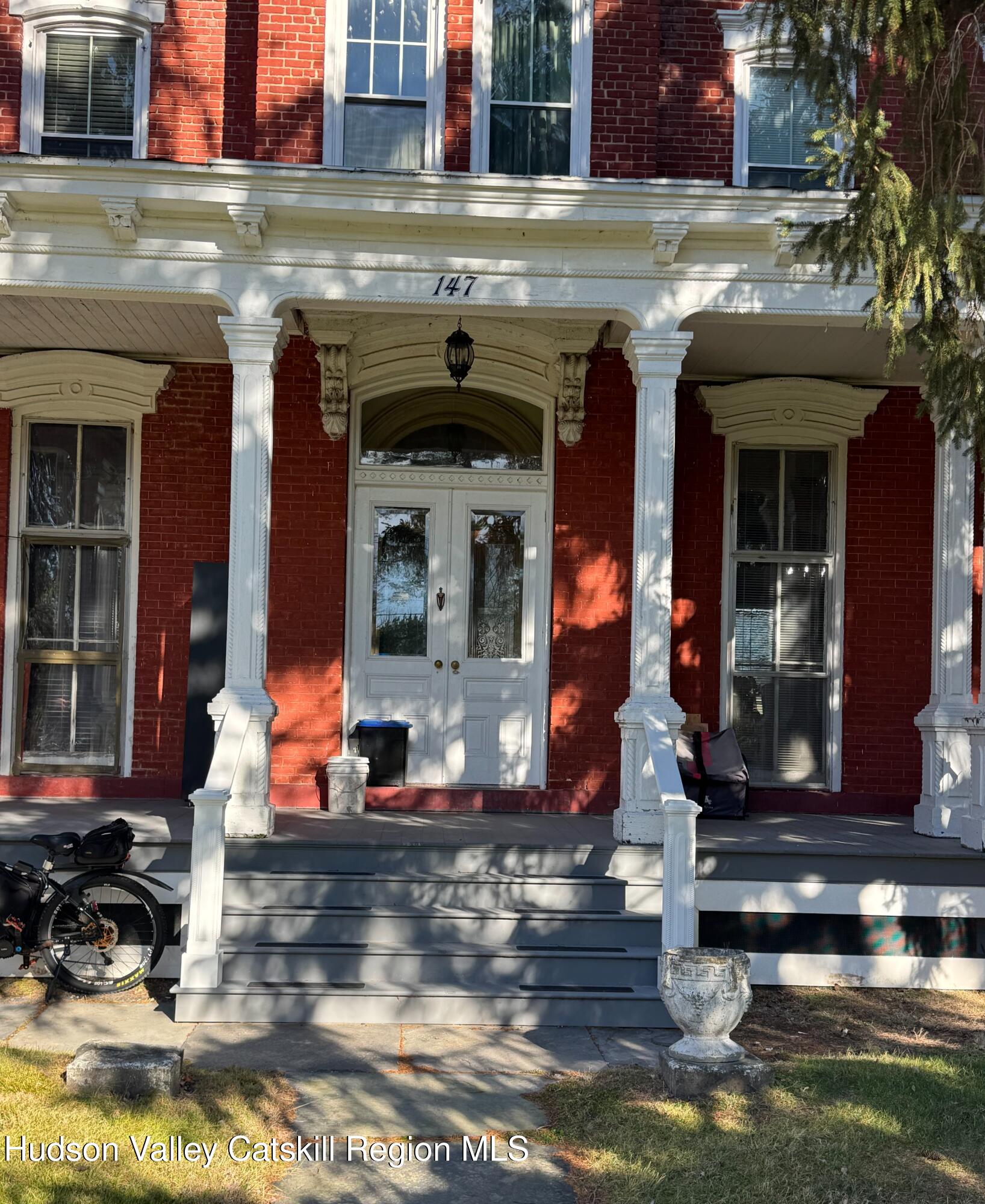 147-151 Grandview Avenue