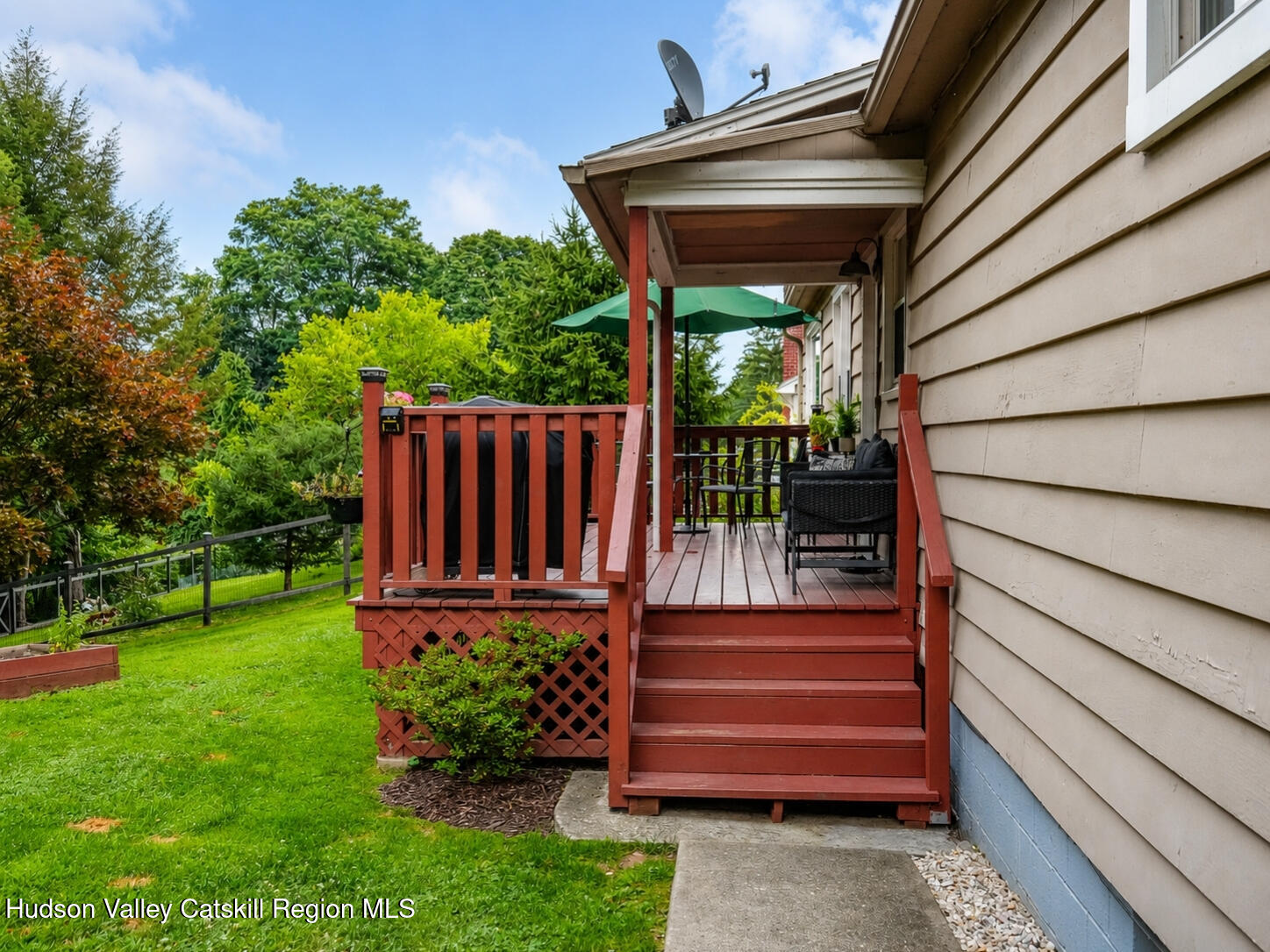 4 Locust Park
