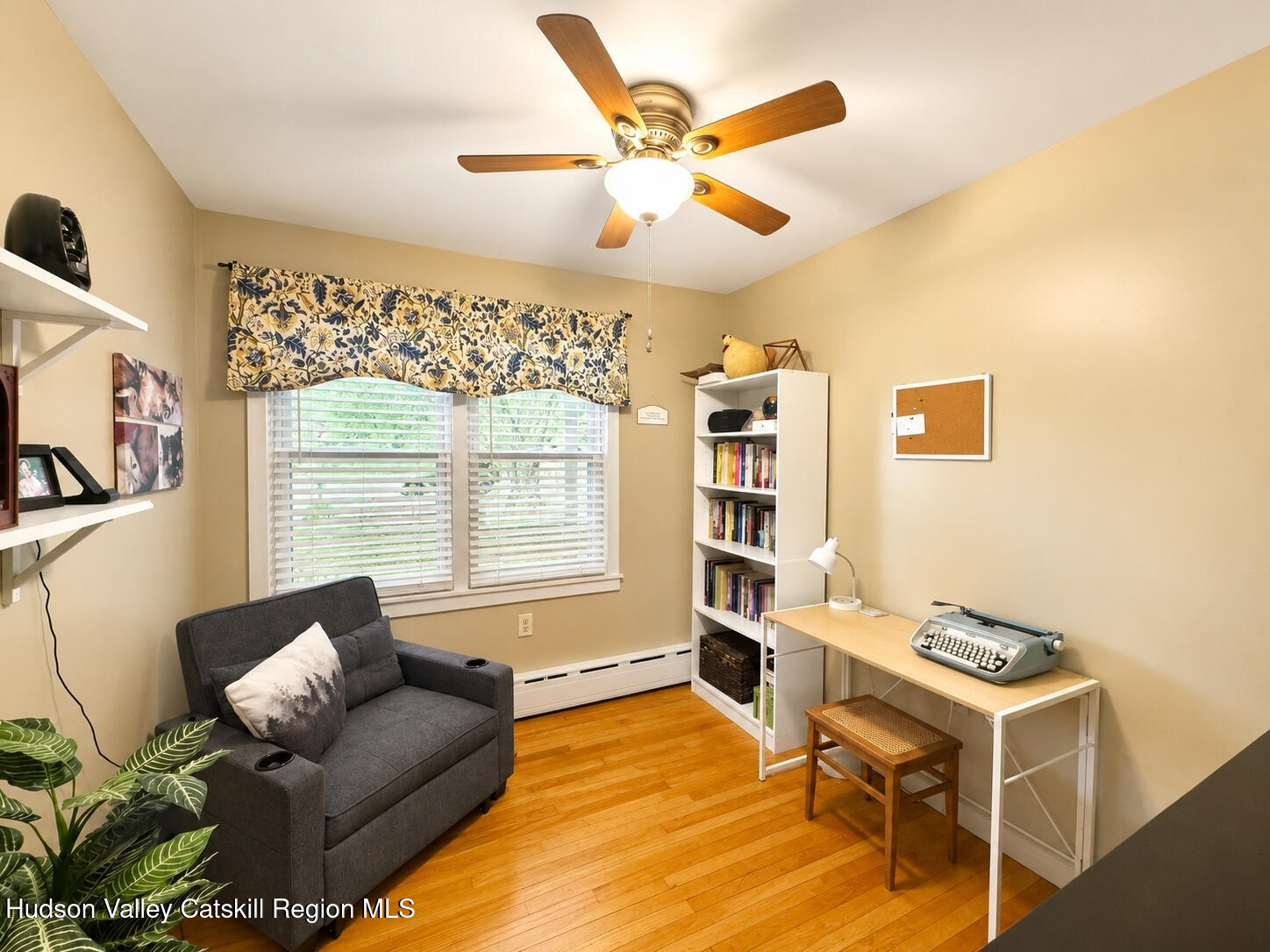 4 Locust Park
