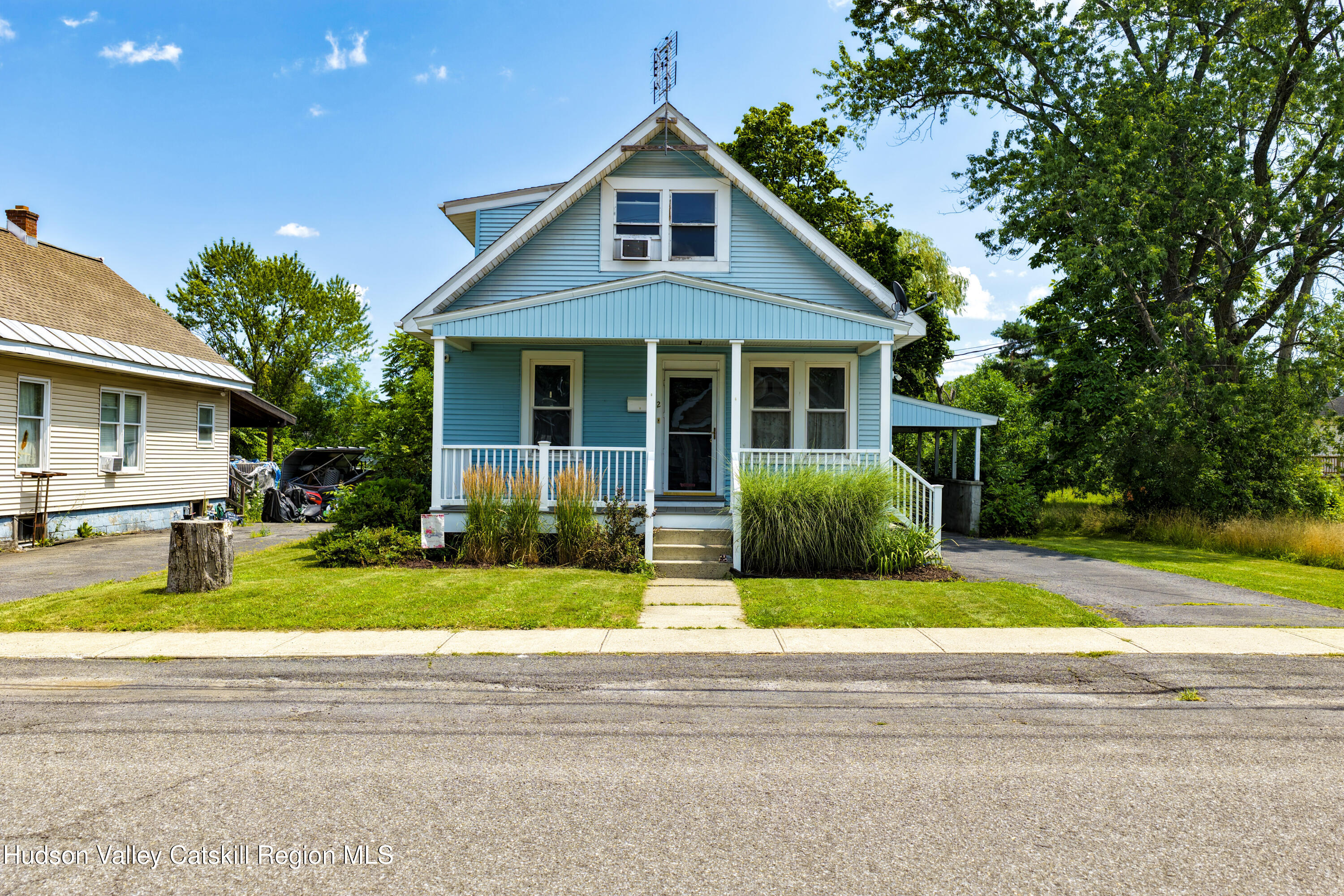 2 Mcconnell Avenue