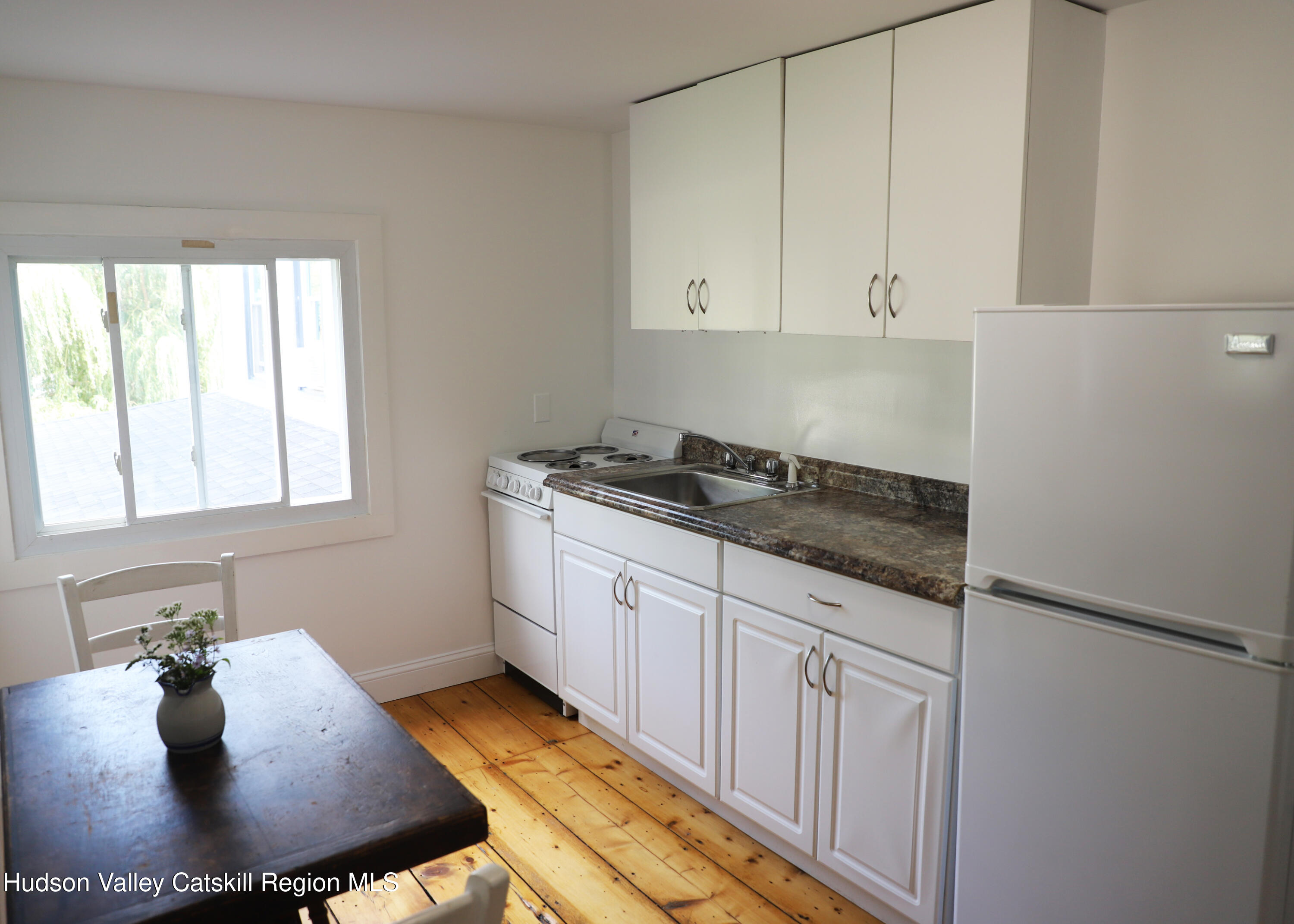 3661 New York 23a