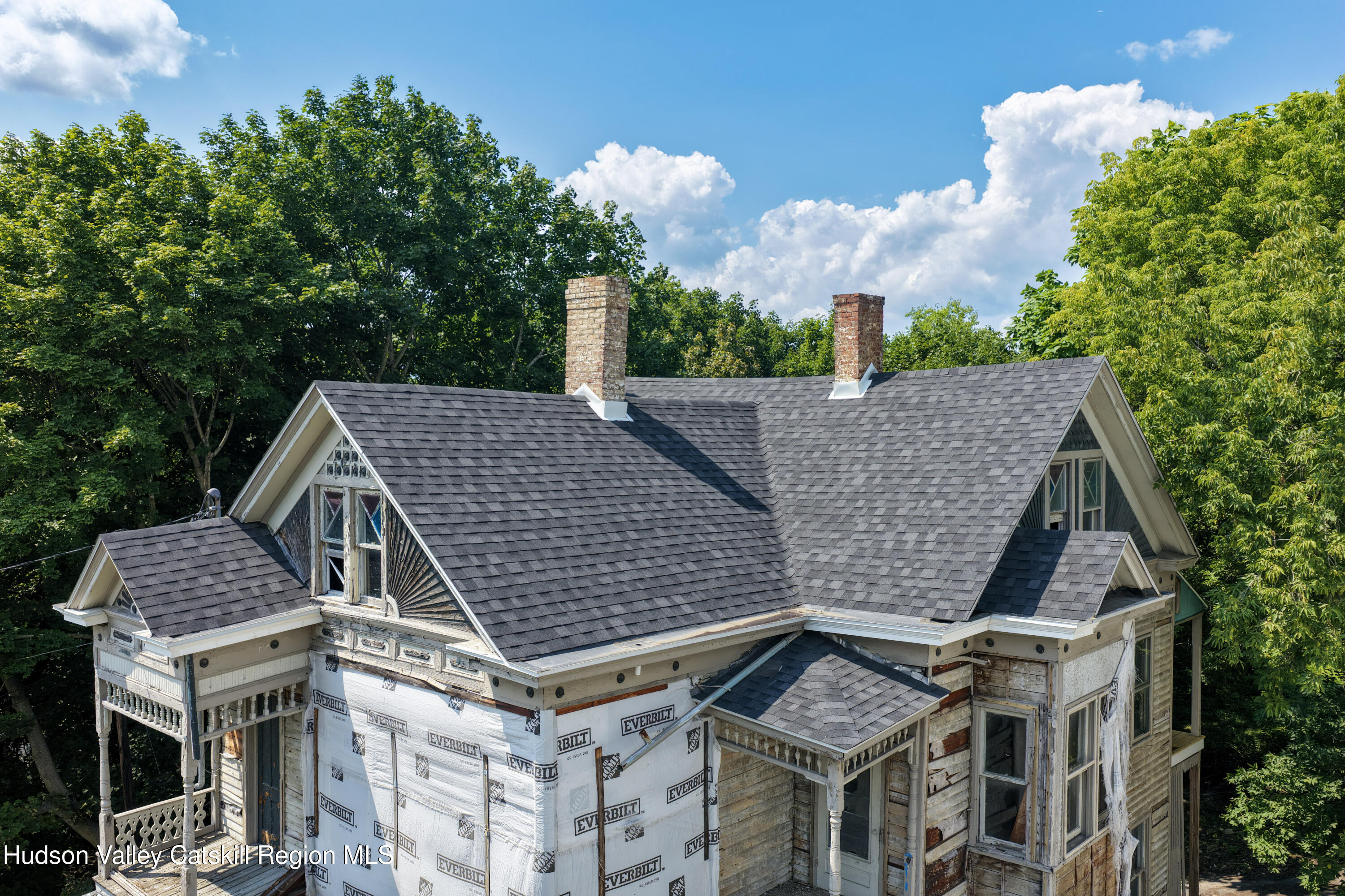 11 Summit Avenue