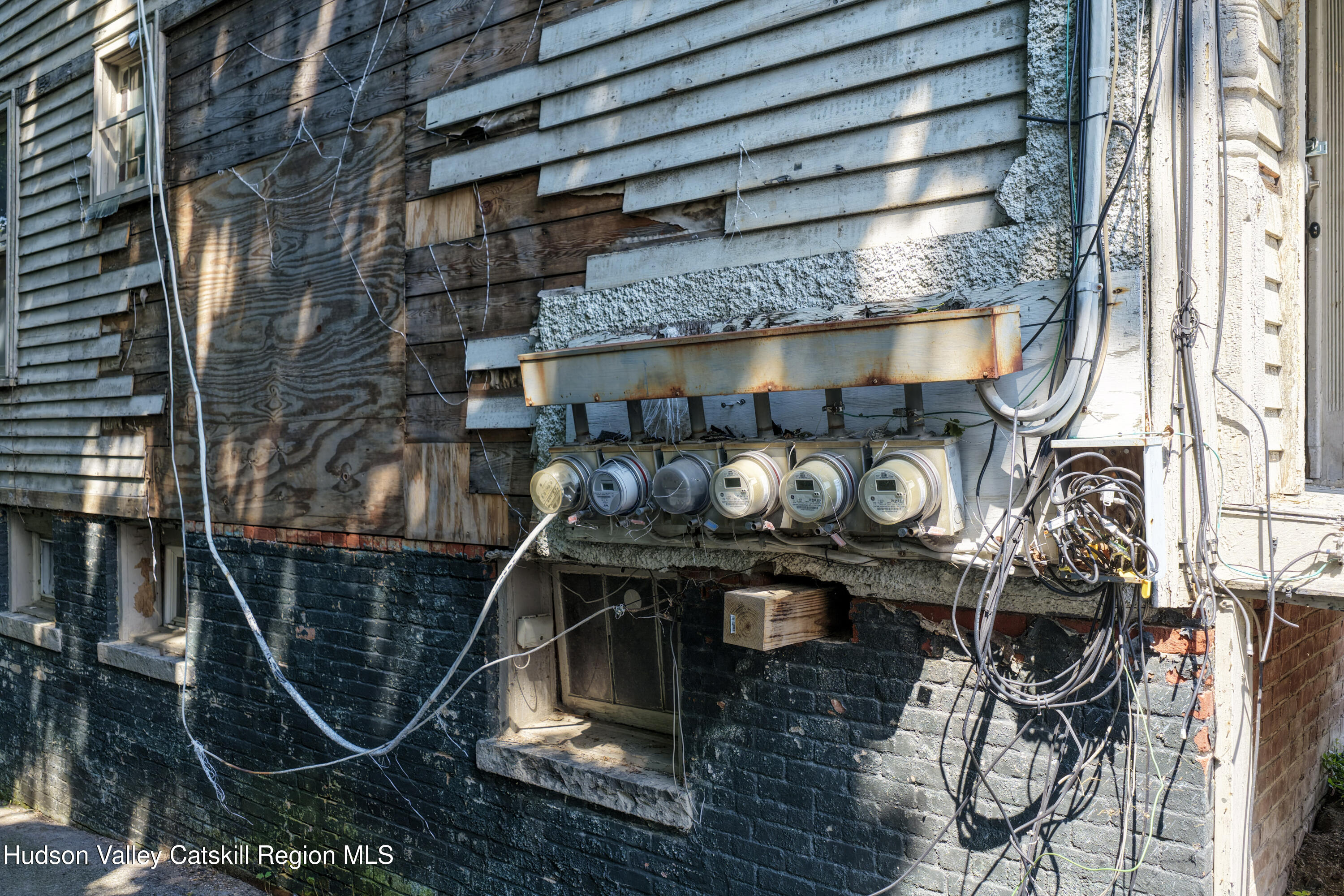 11 Summit Avenue
