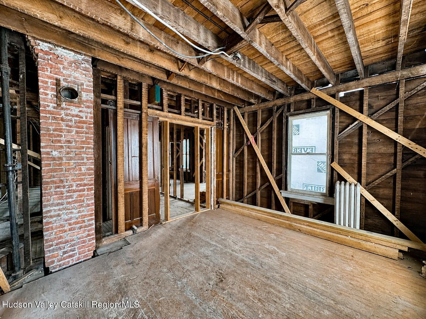 11 Summit Avenue
