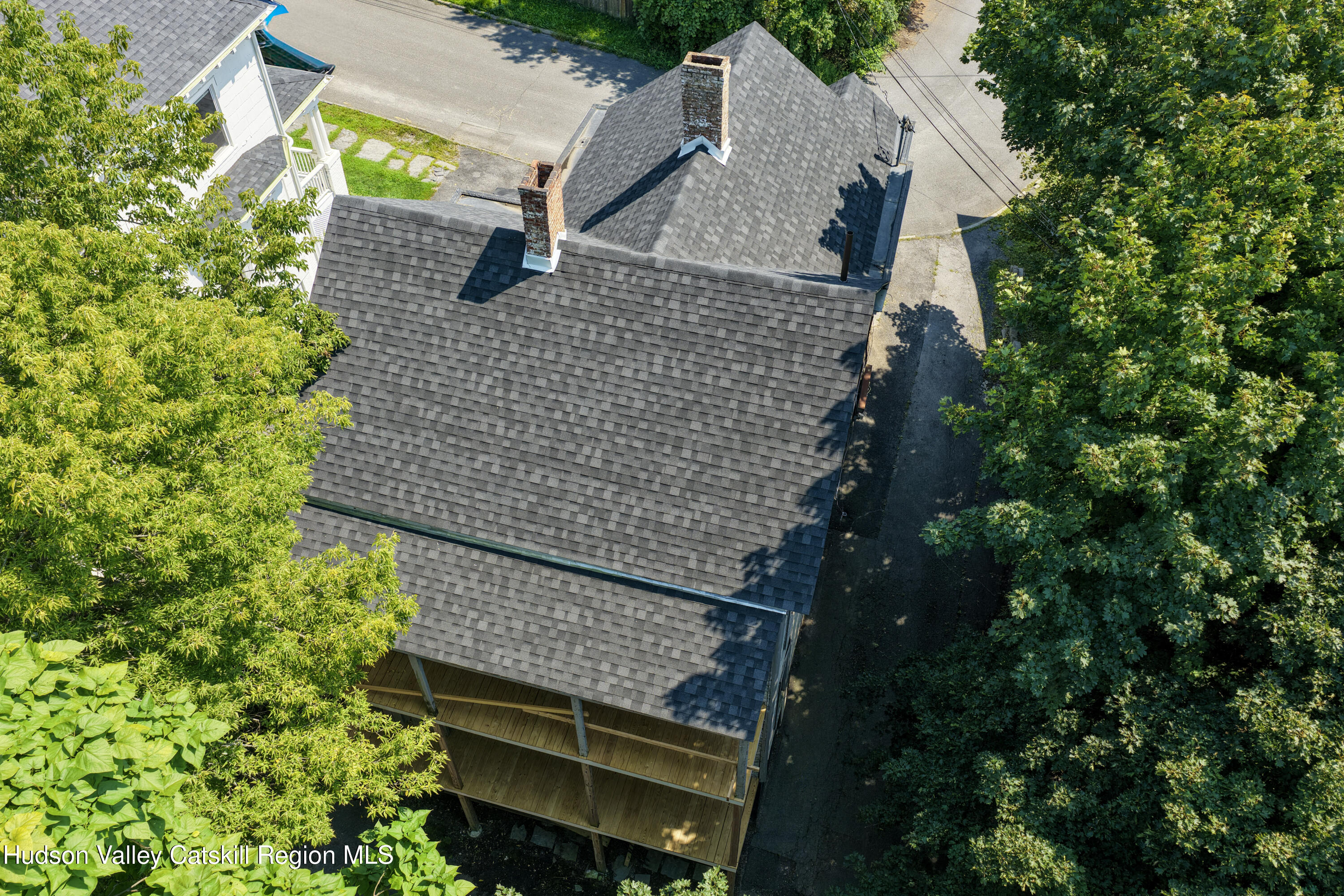 11 Summit Avenue