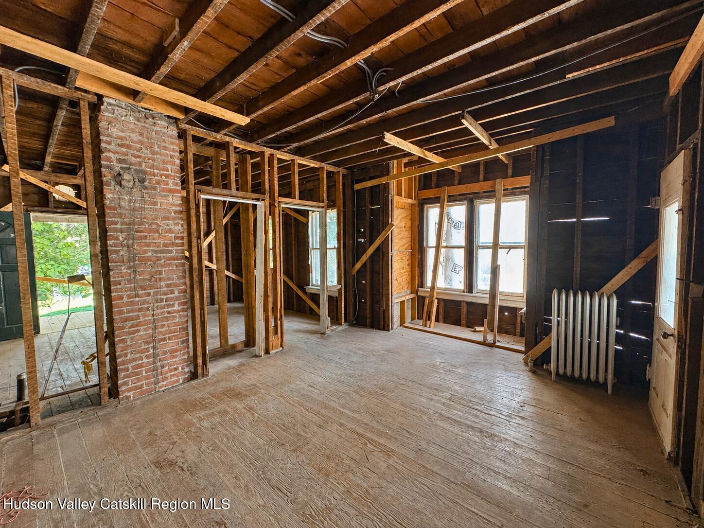 11 Summit Avenue