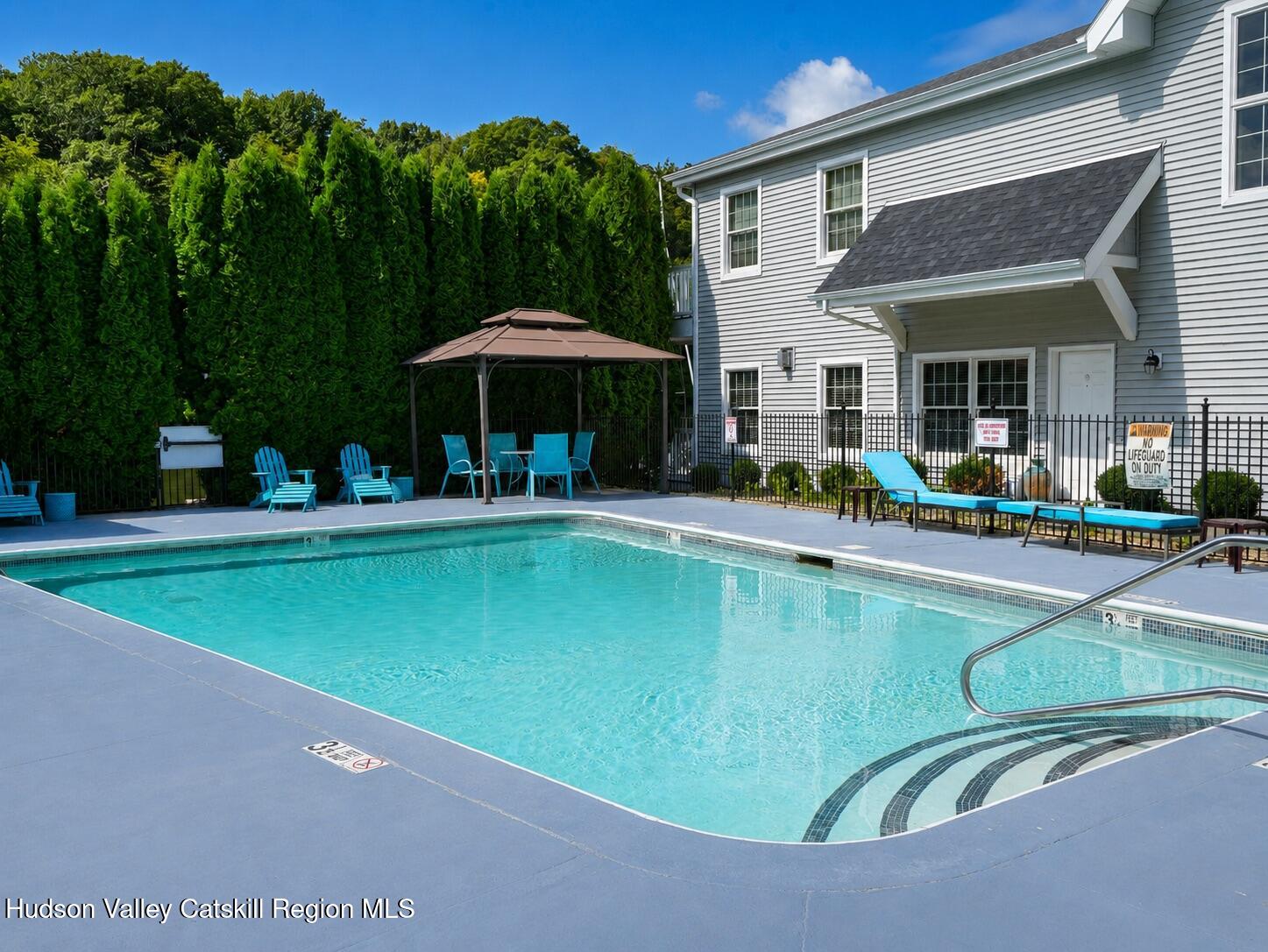 25 Marina Drive
