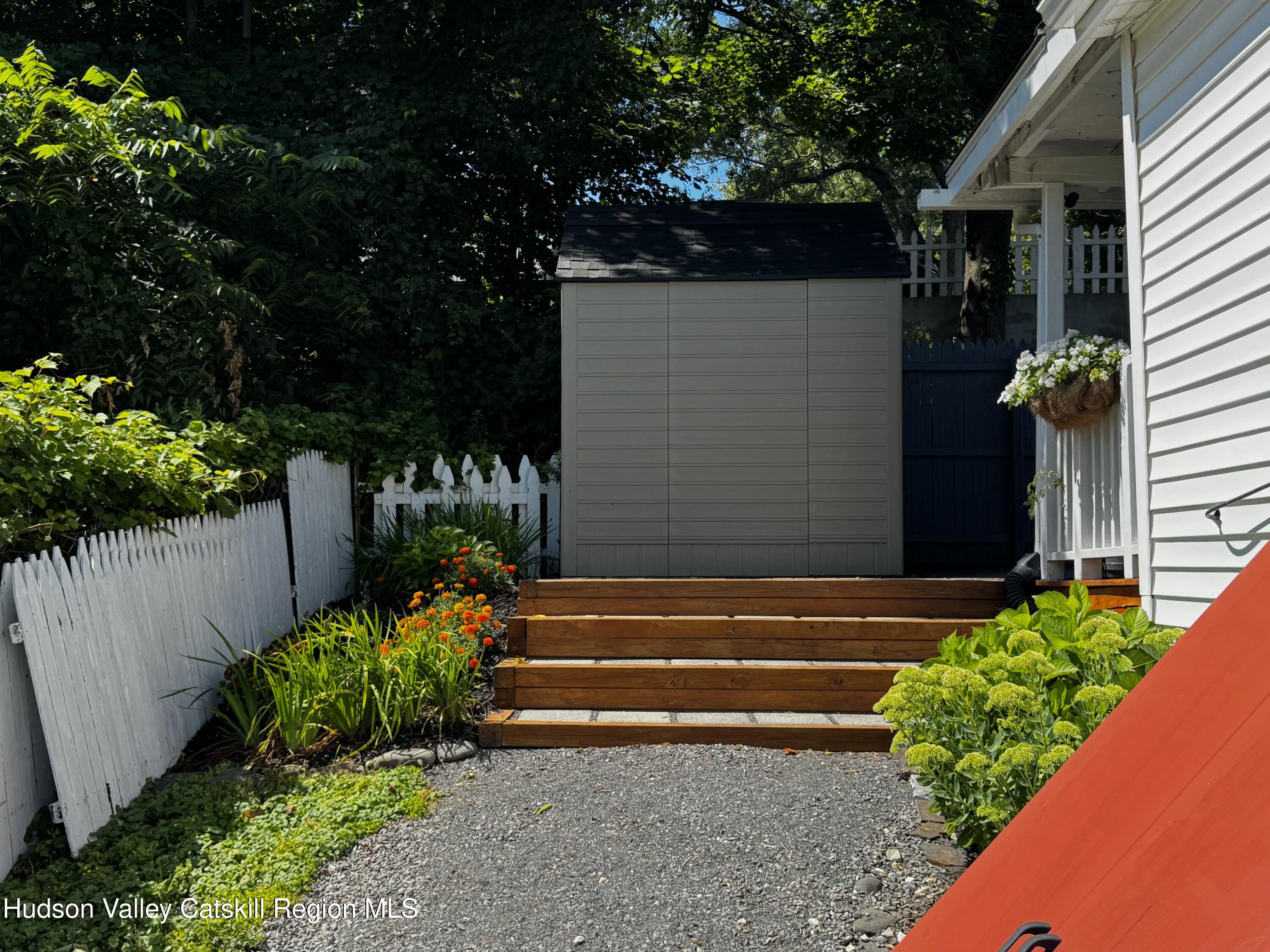 16 Highland Avenue
