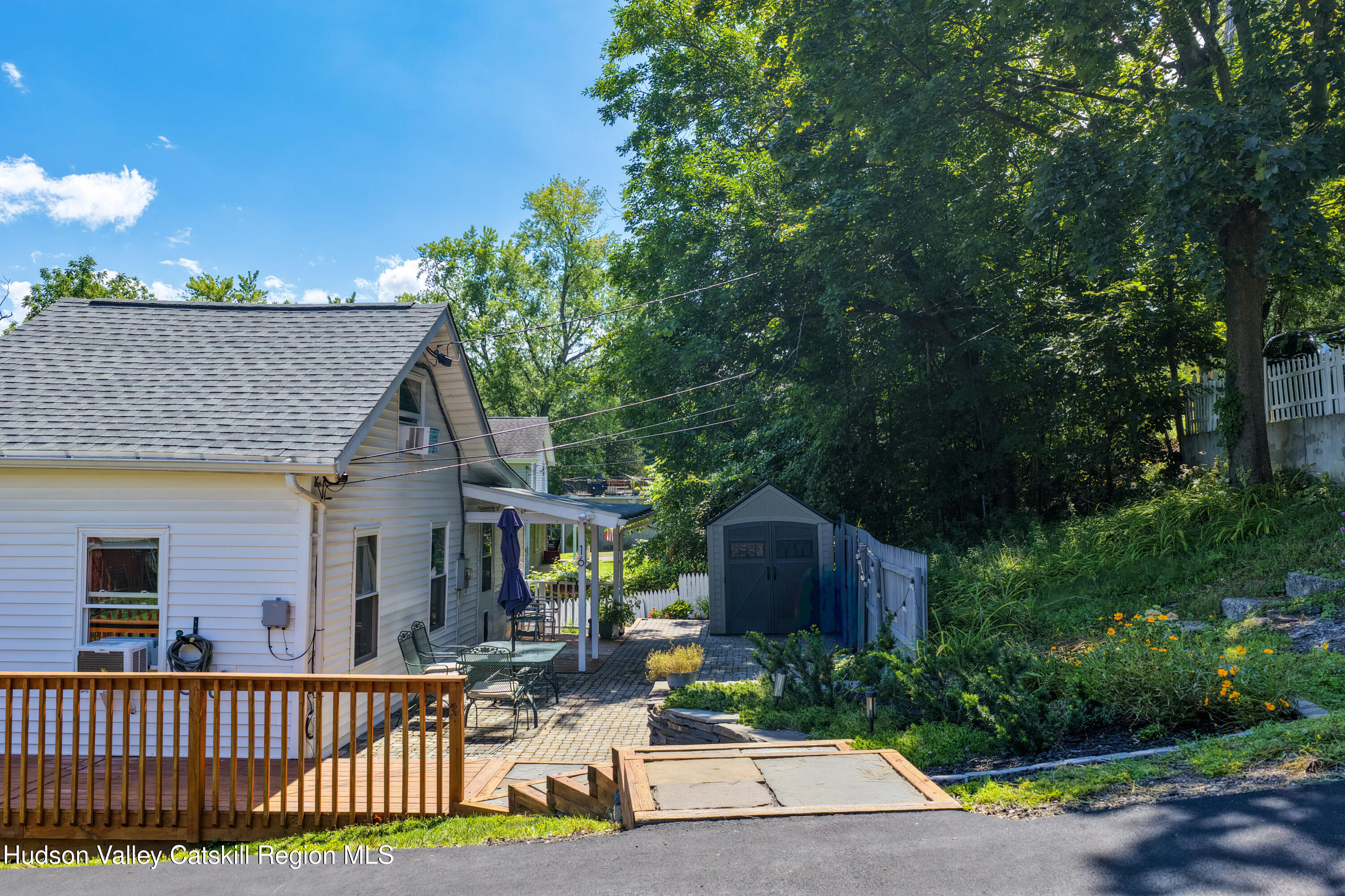 16 Highland Avenue
