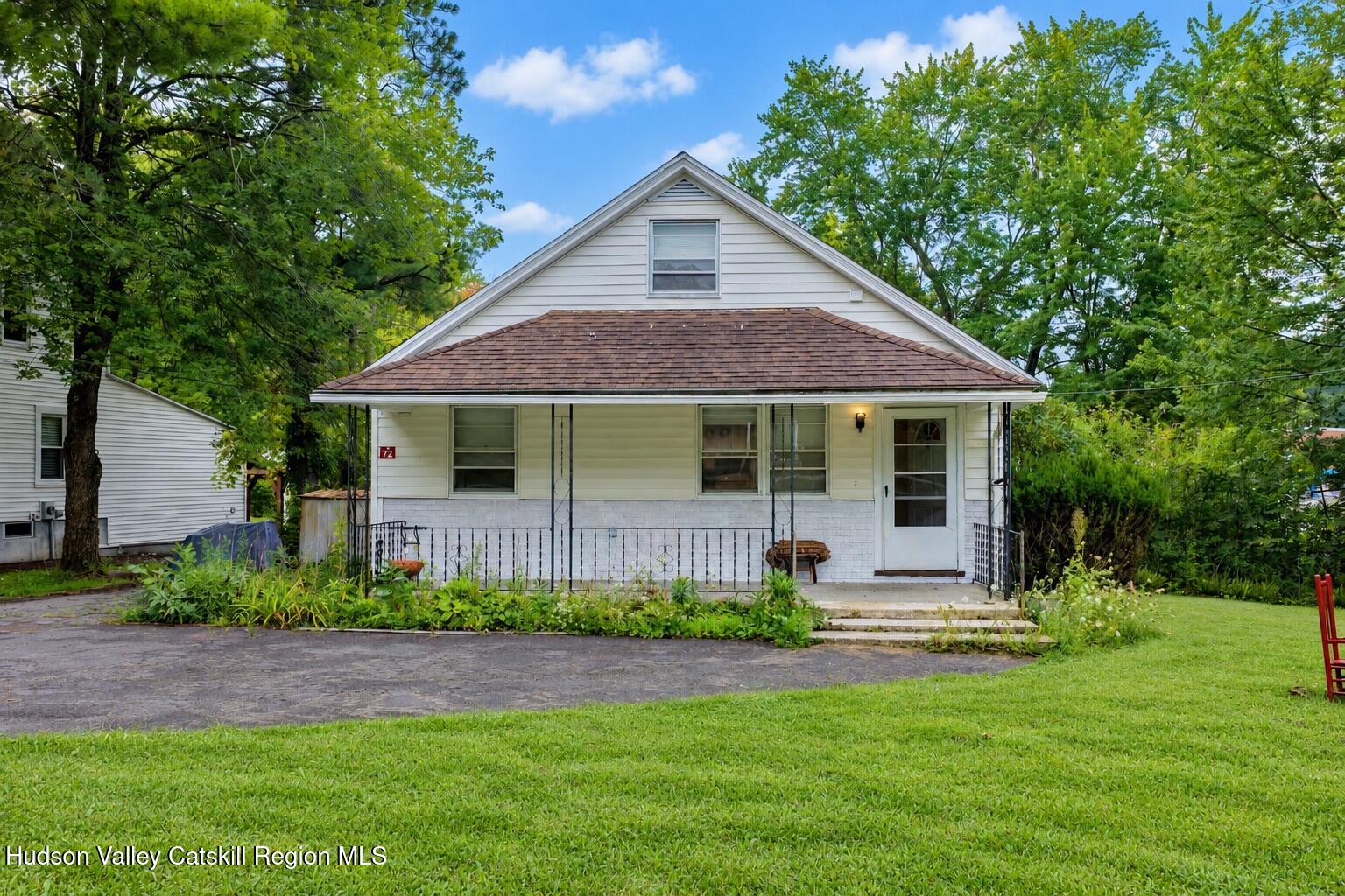72 Bross Street