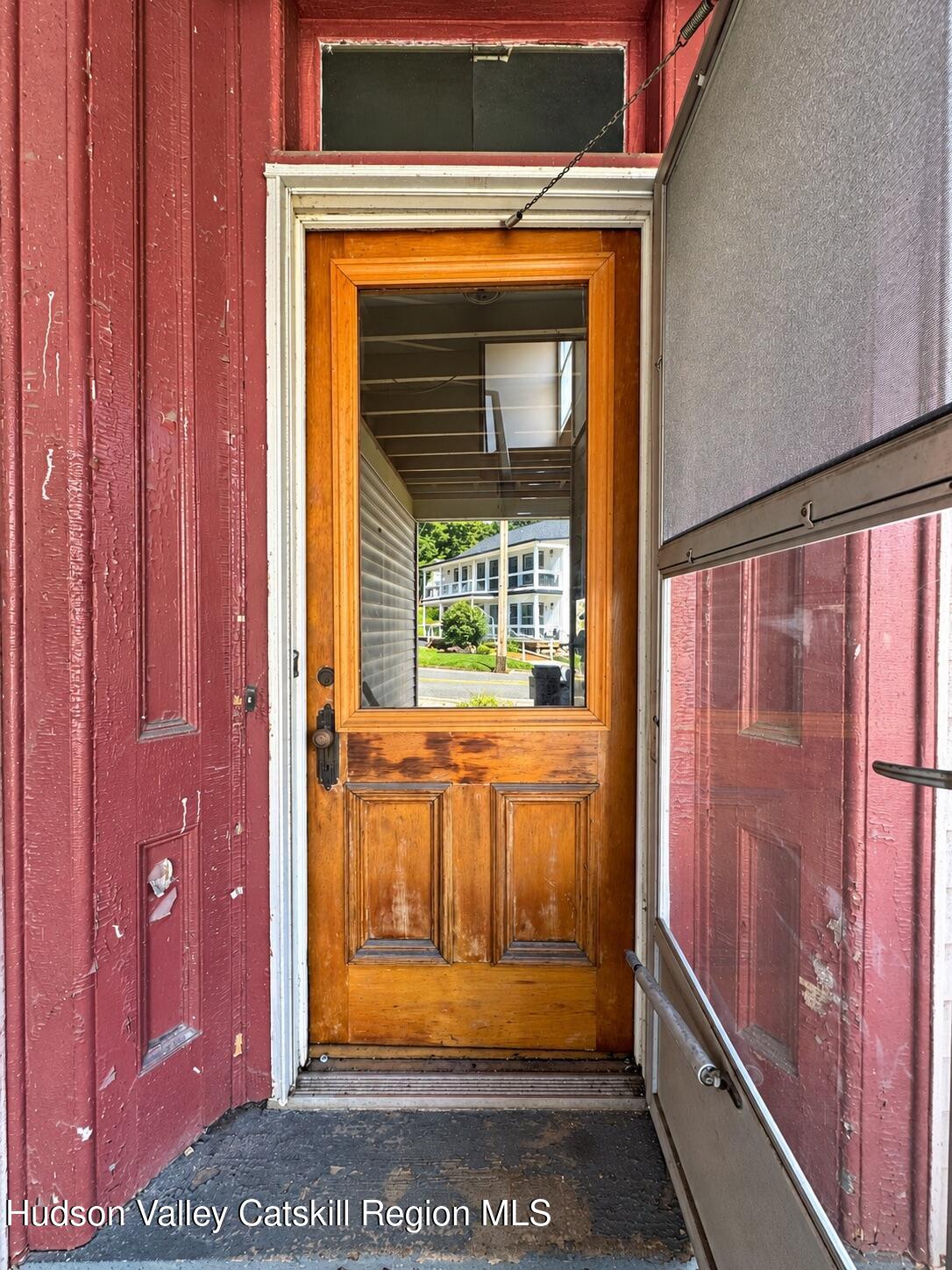 571 Main Street