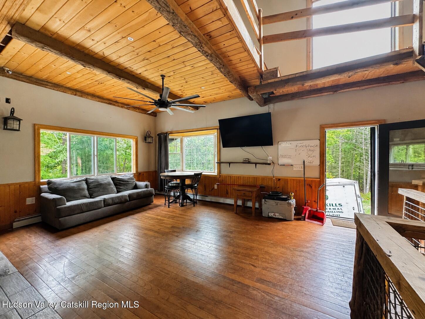 661 Hervey Sunside Road