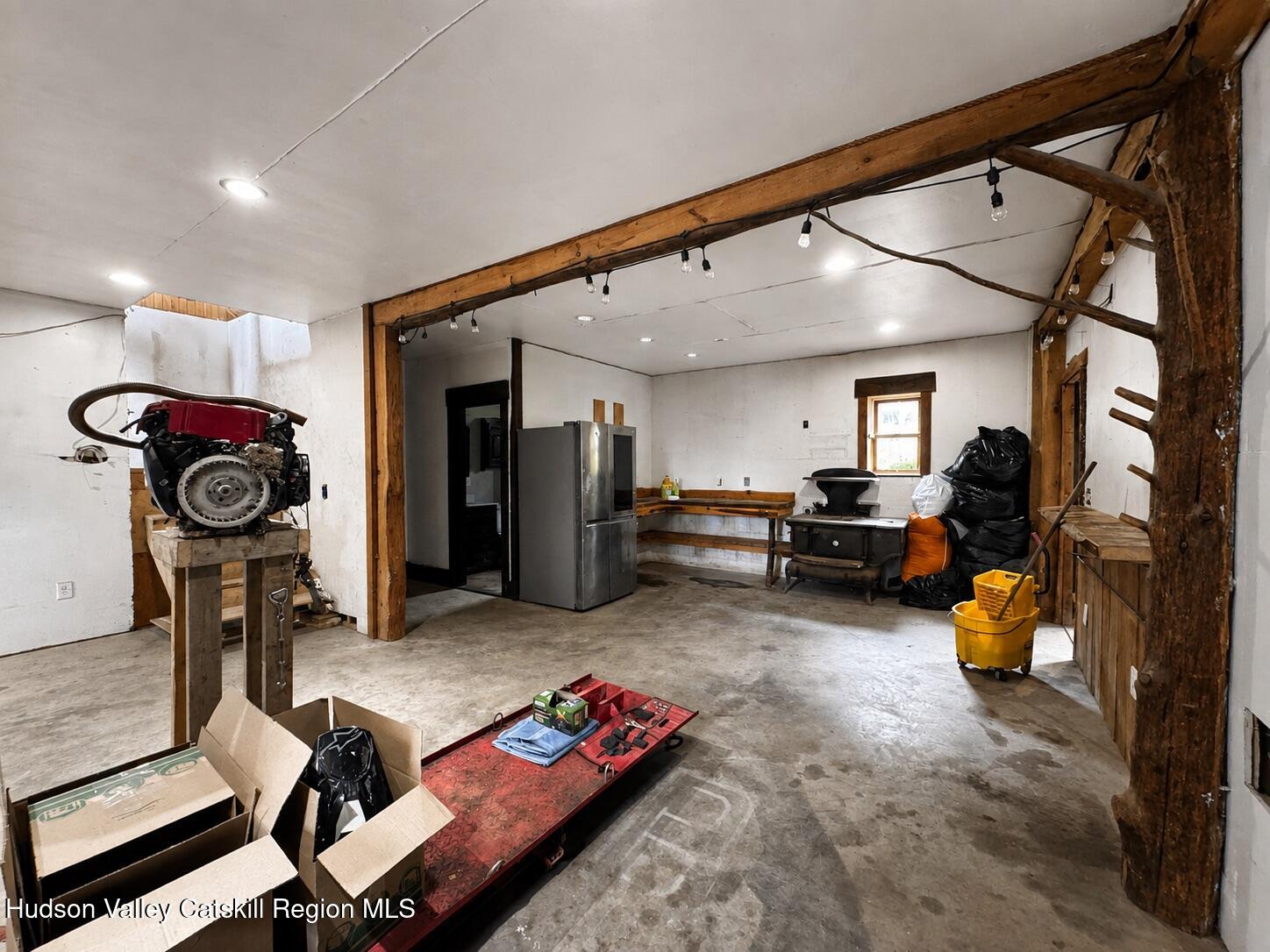 661 Hervey Sunside Road