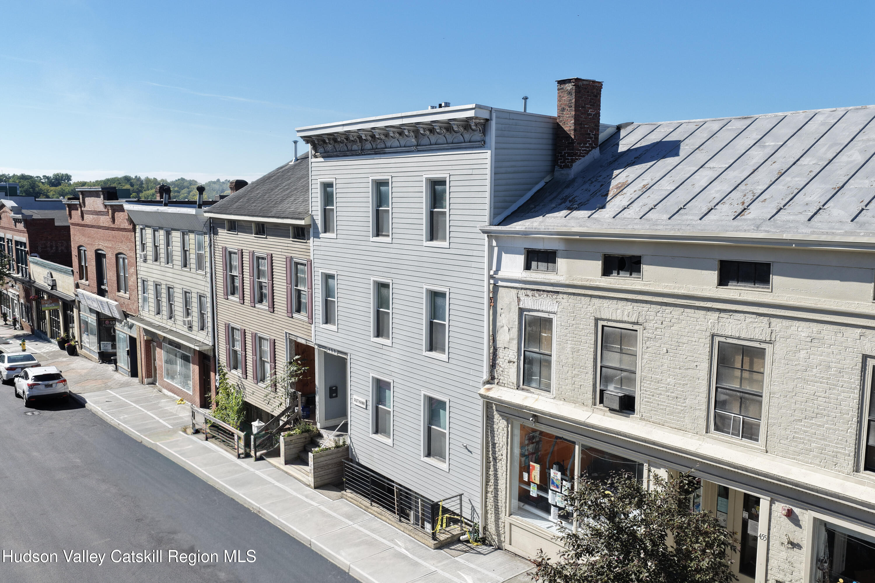 453 Main Street