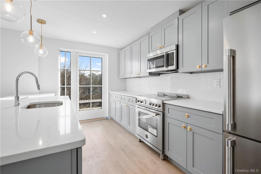 139 Fifth Avenue Unit: 5a