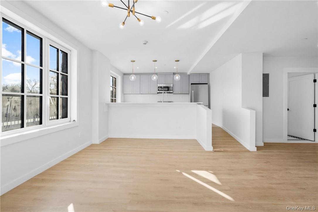 139 Fifth Avenue Unit: 5a