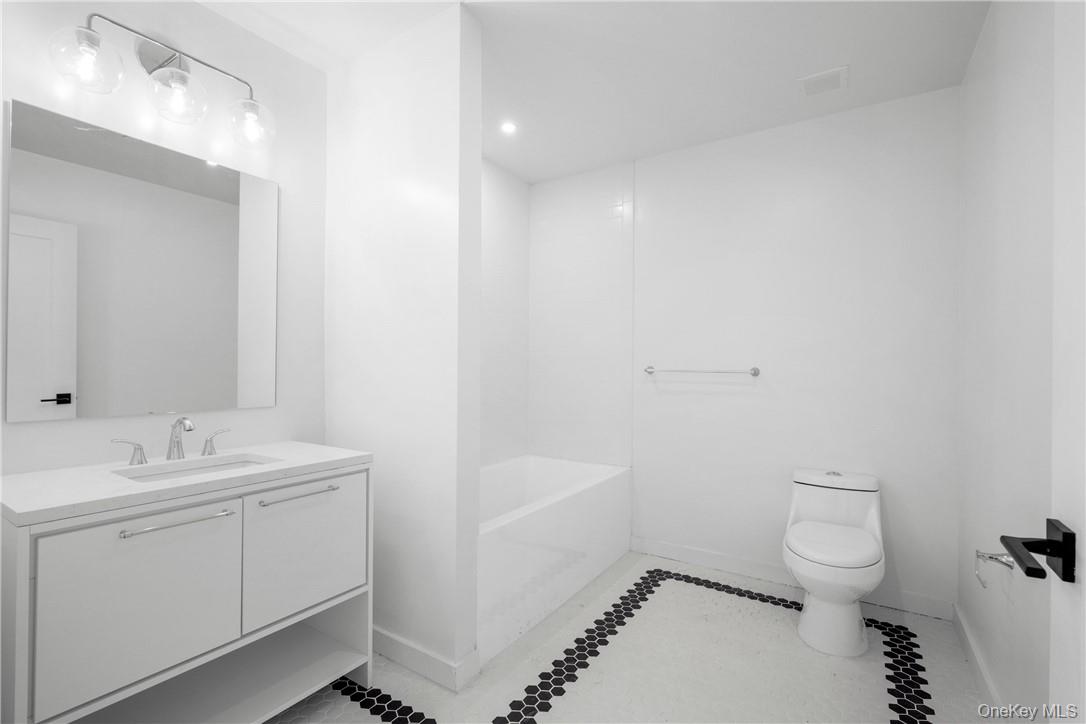139 Fifth Avenue Unit: 5a