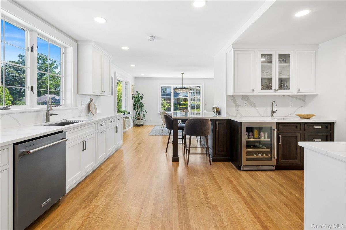 1355 Roosevelt Avenue