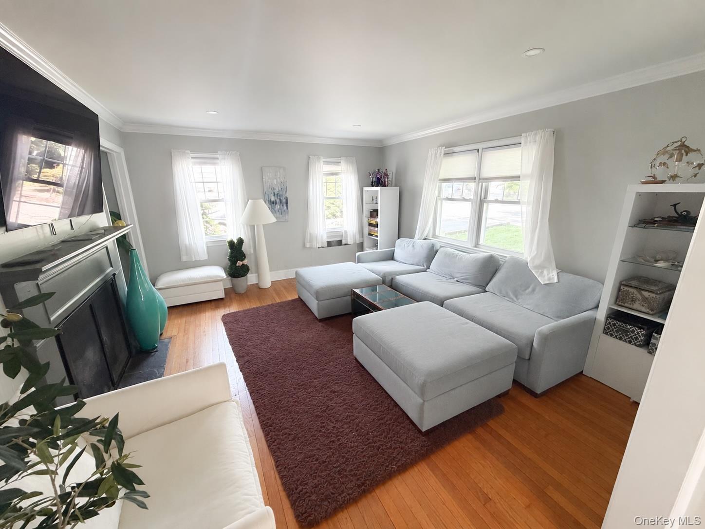 215 Seventh Avenue