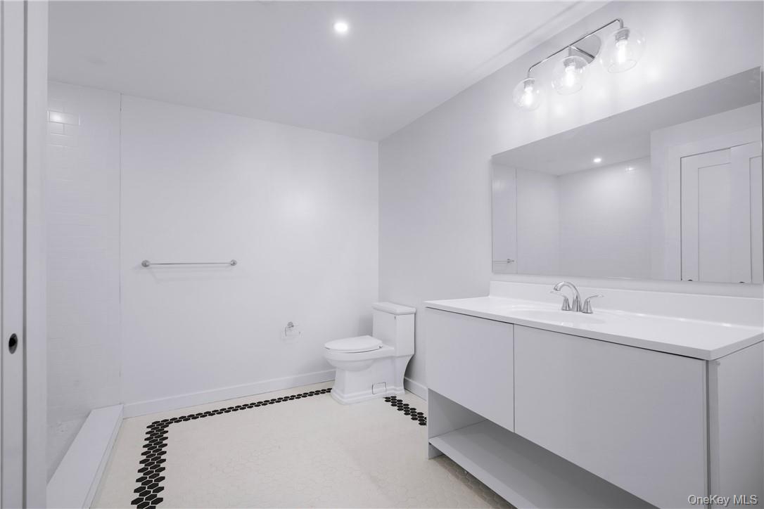 139 Fifth Avenue Unit: 5b
