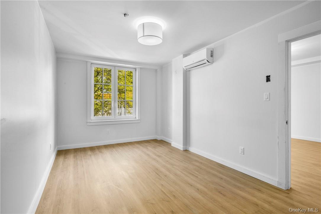 139 Fifth Unit: 4a