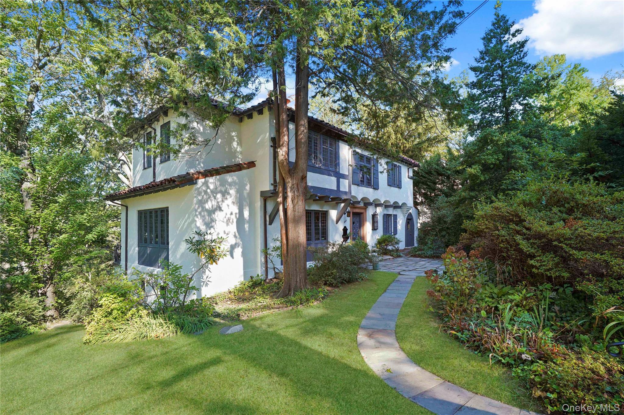 253 Cliff Avenue