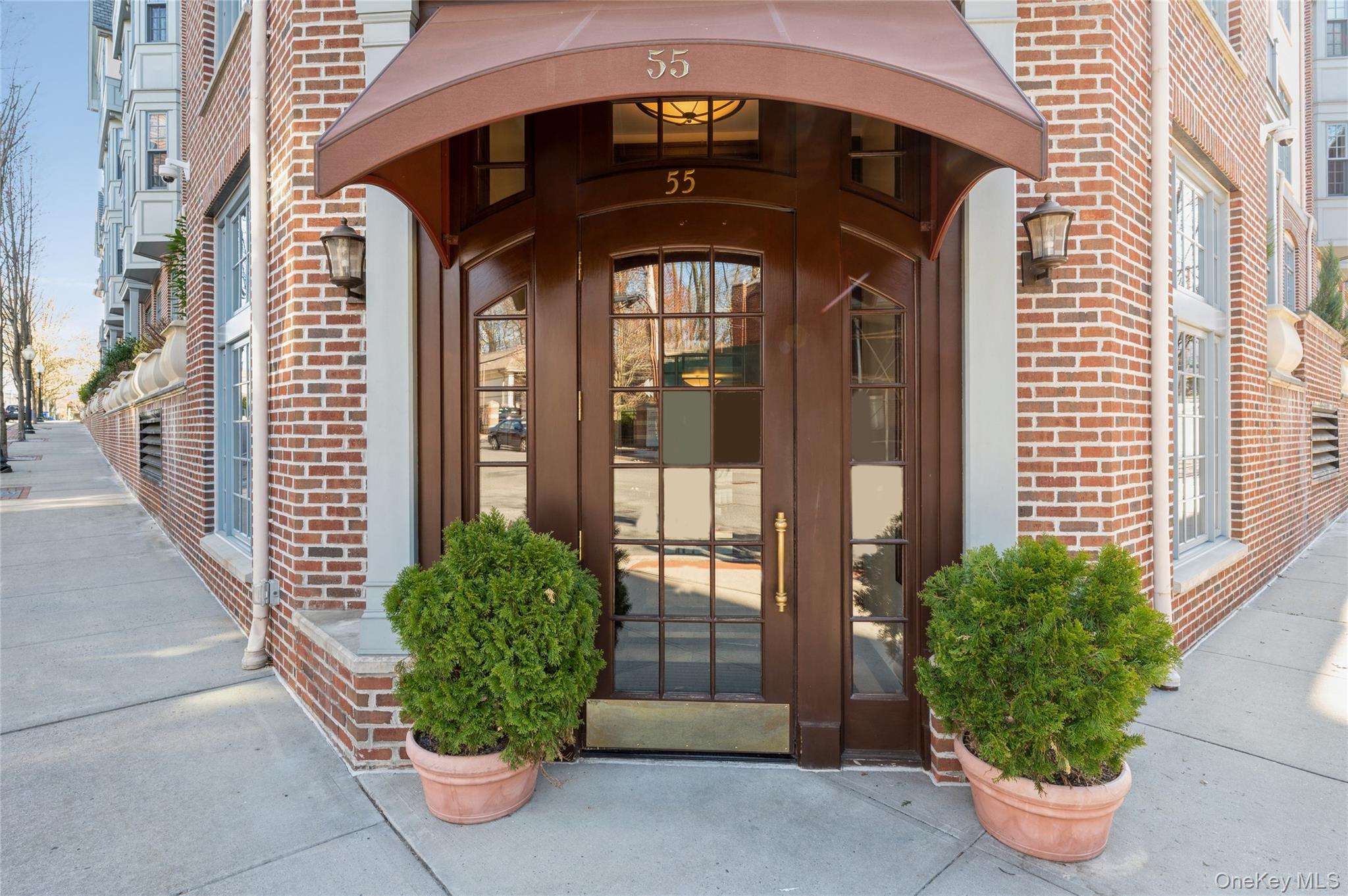 55 1st Street Unit: 207