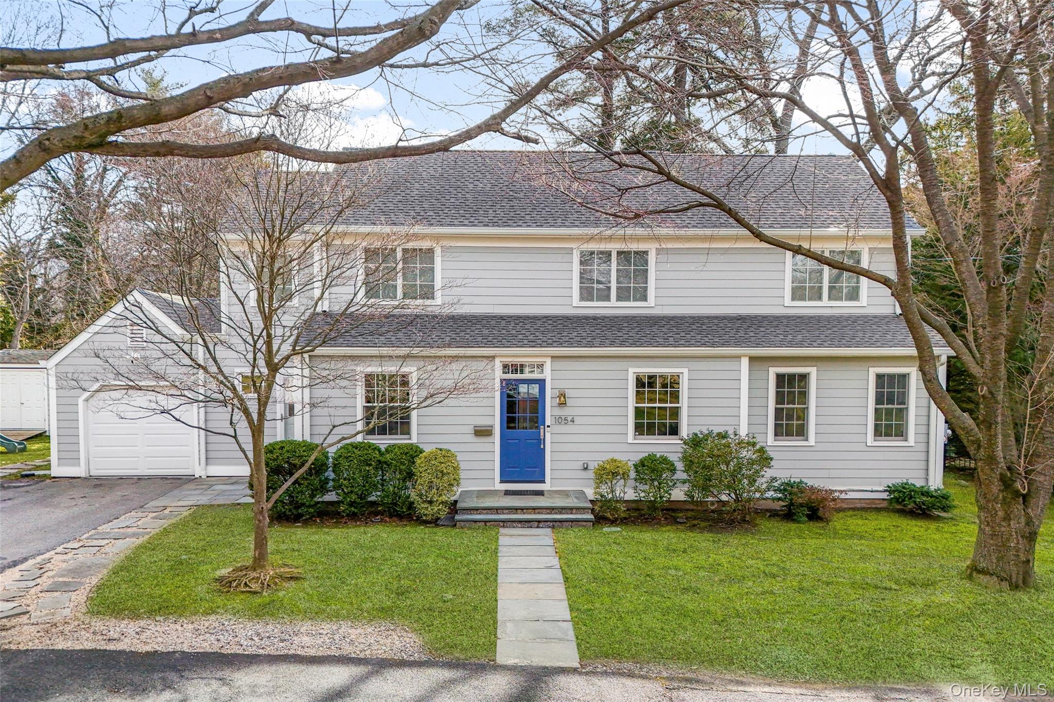 1054 Clay Avenue