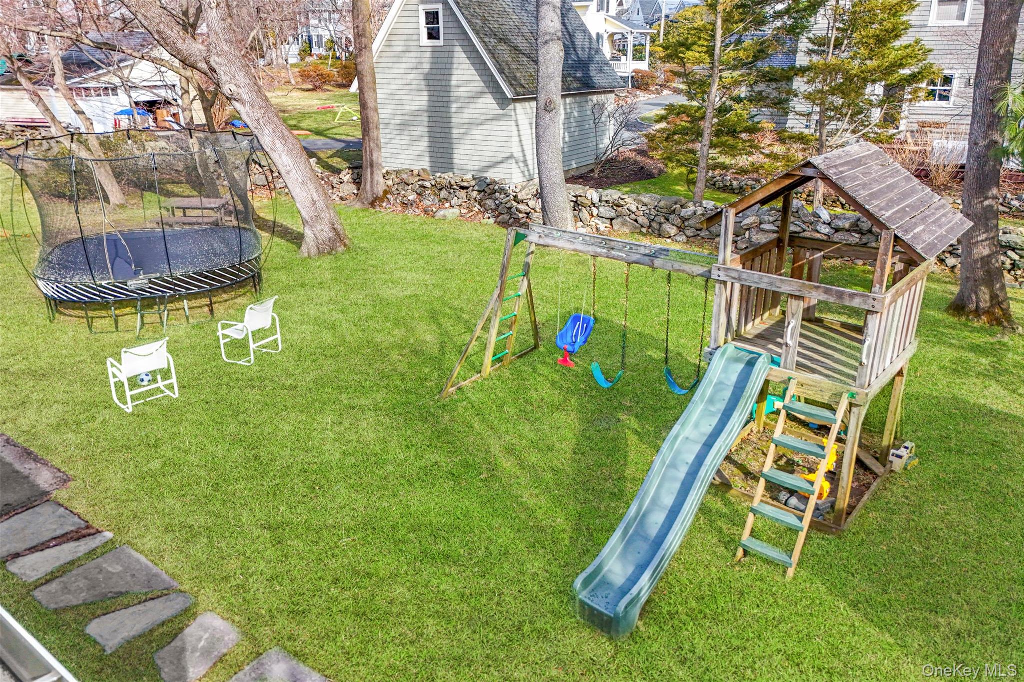 1054 Clay Avenue