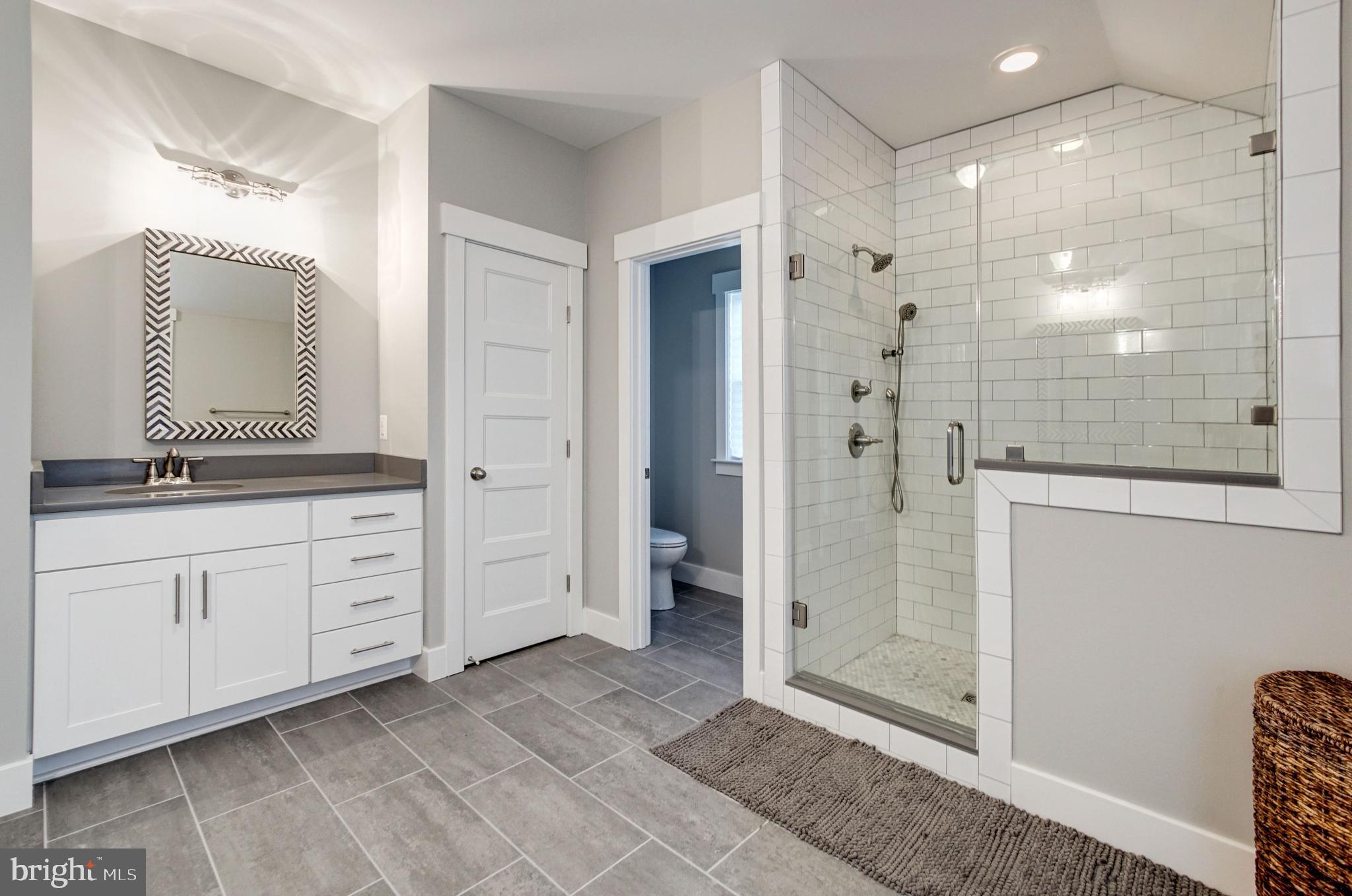 3424 Narragansett Ave