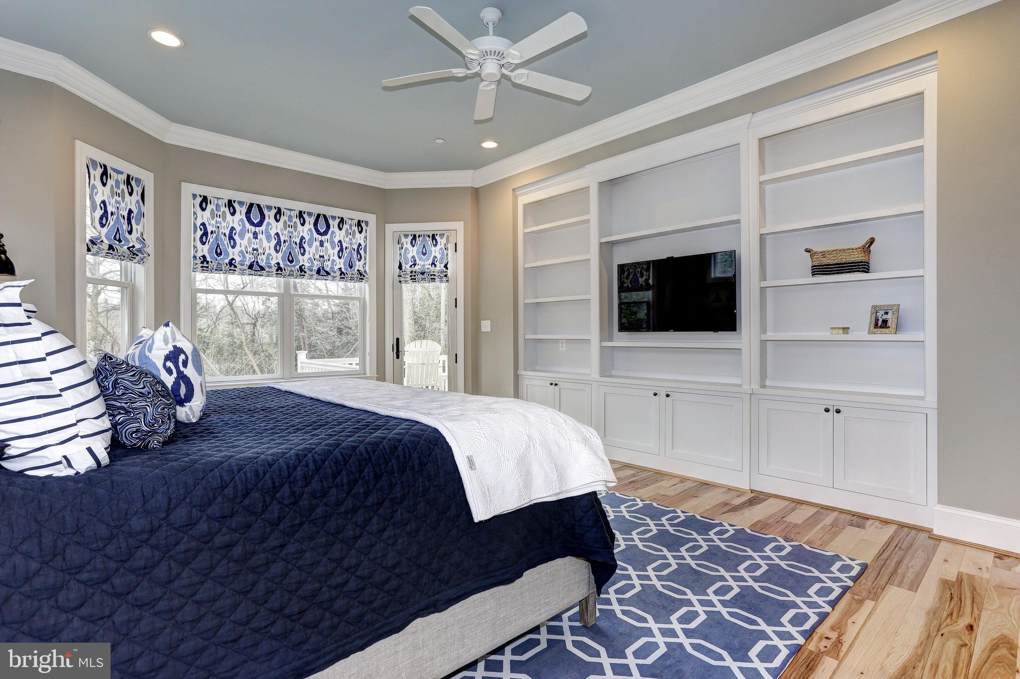 3424 Narragansett Ave